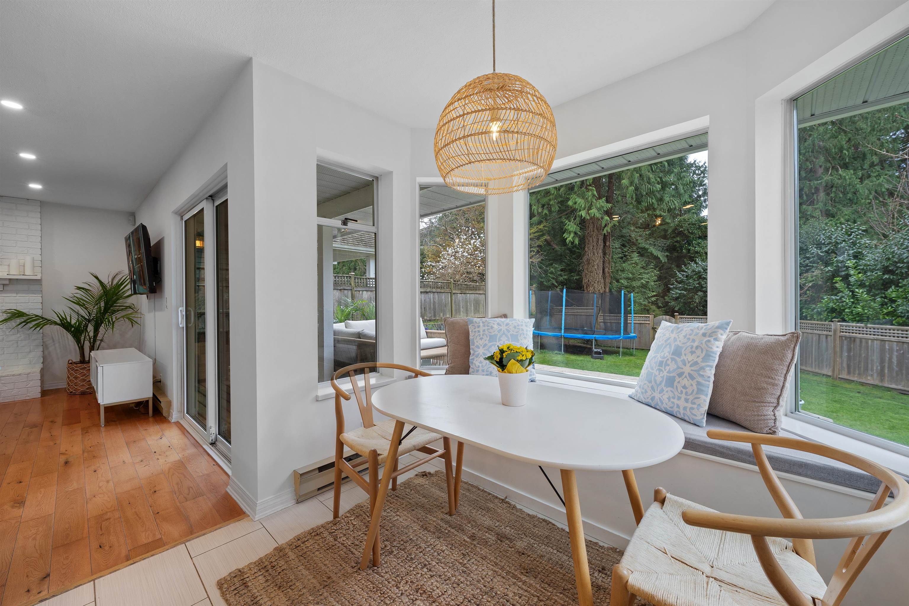 5636 MARINE DRIVE
