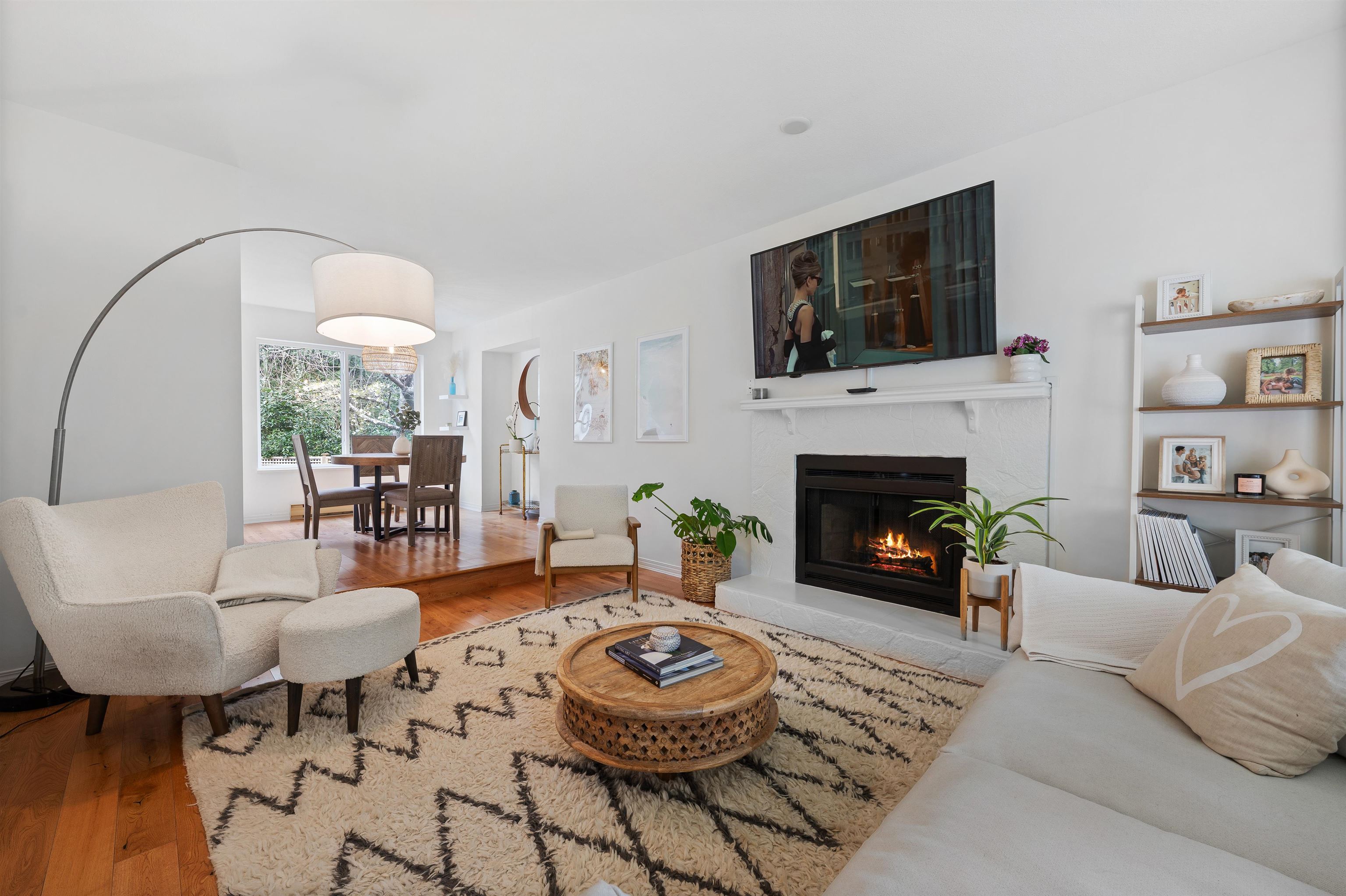 5636 MARINE DRIVE