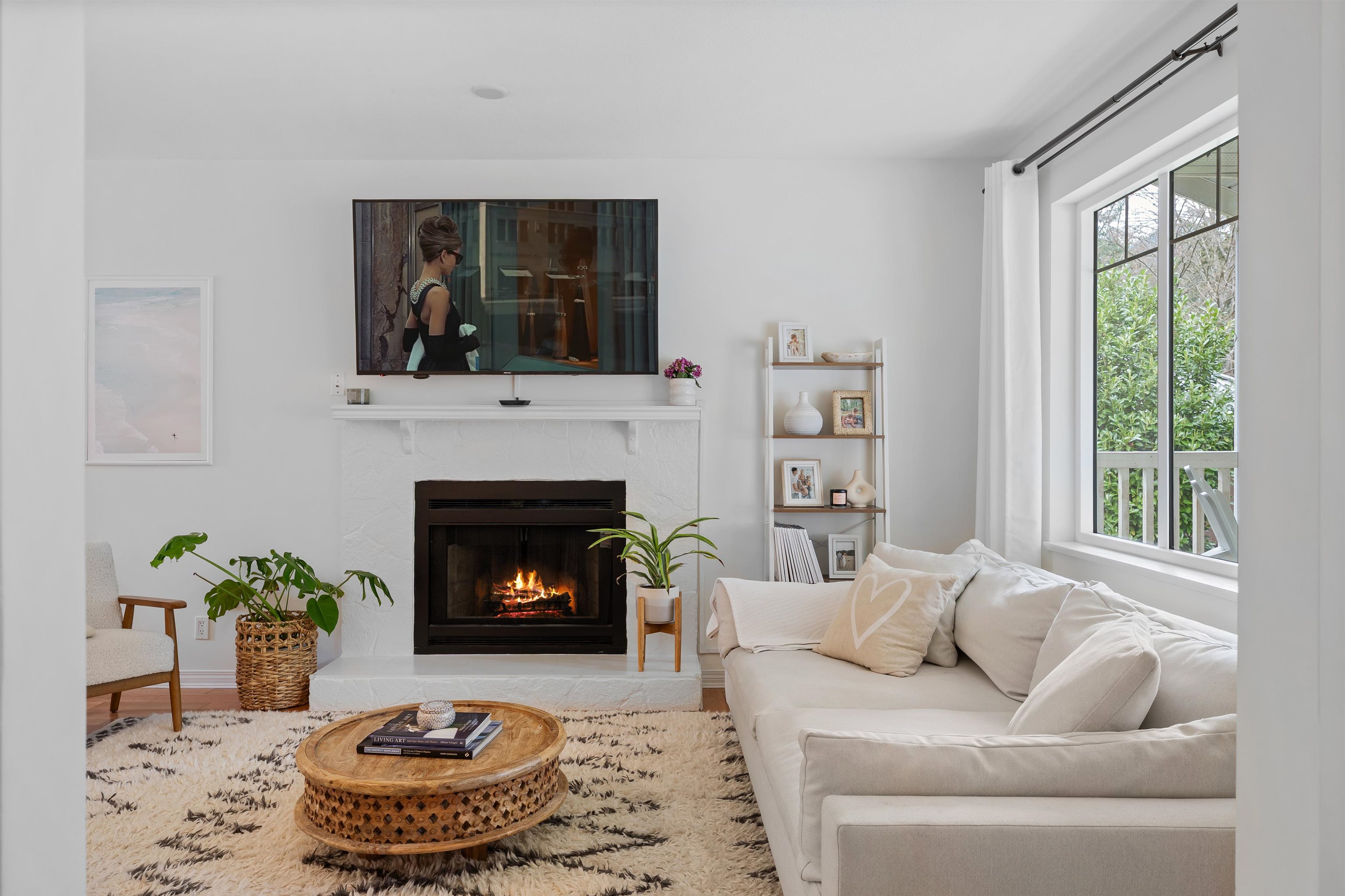 5636 MARINE DRIVE