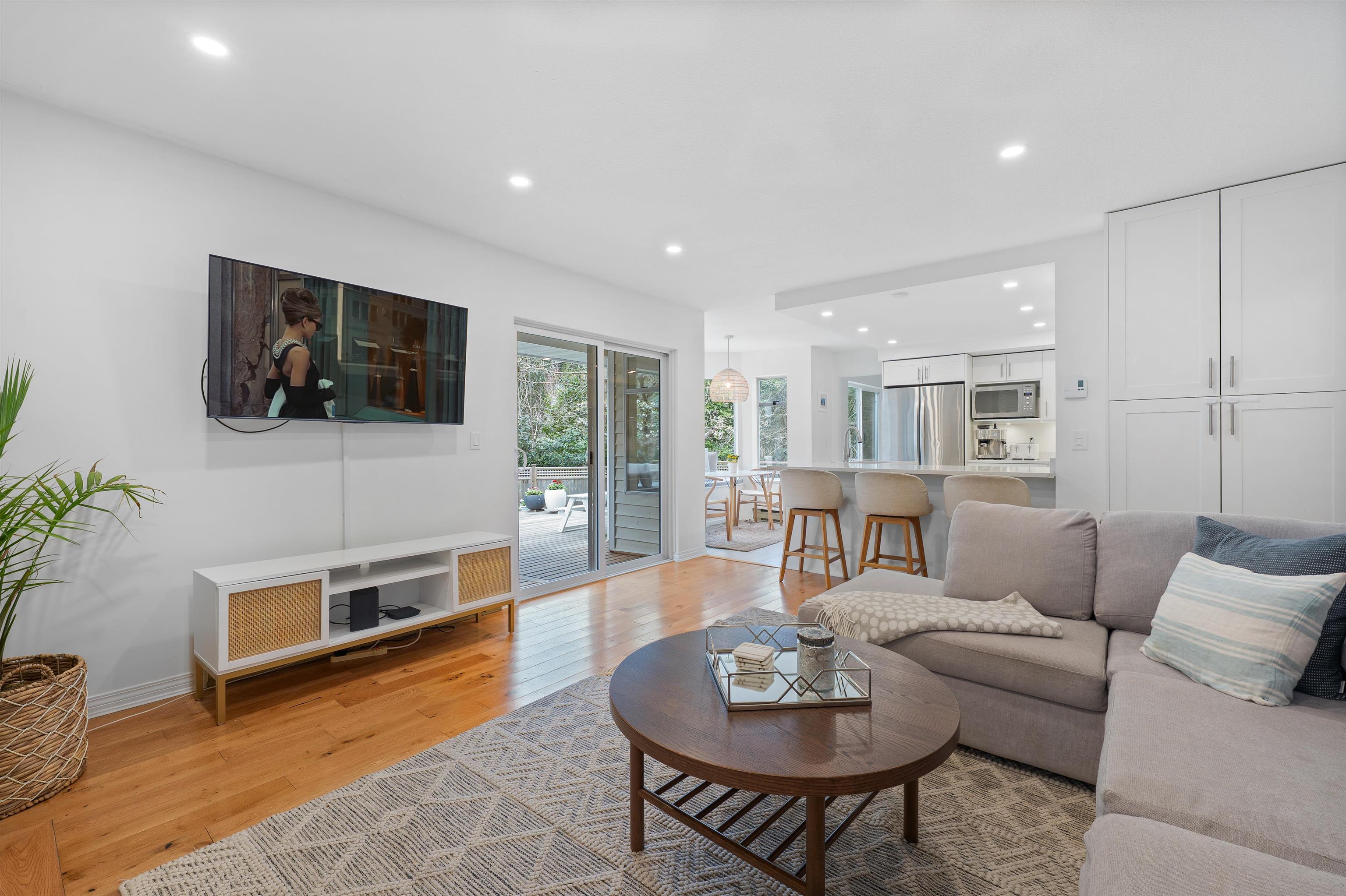 5636 MARINE DRIVE