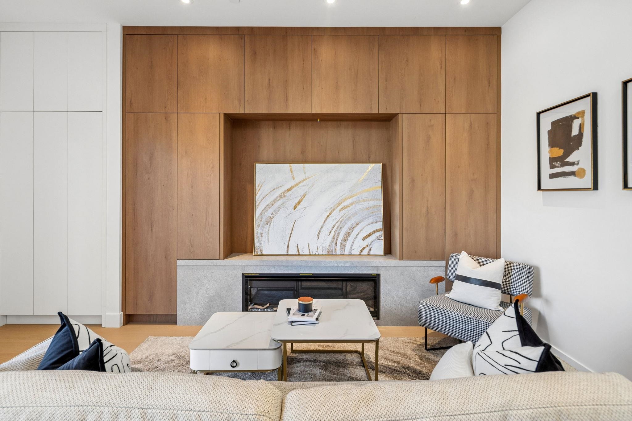 1 3642 WEST 20TH AVENUE Unit: 1