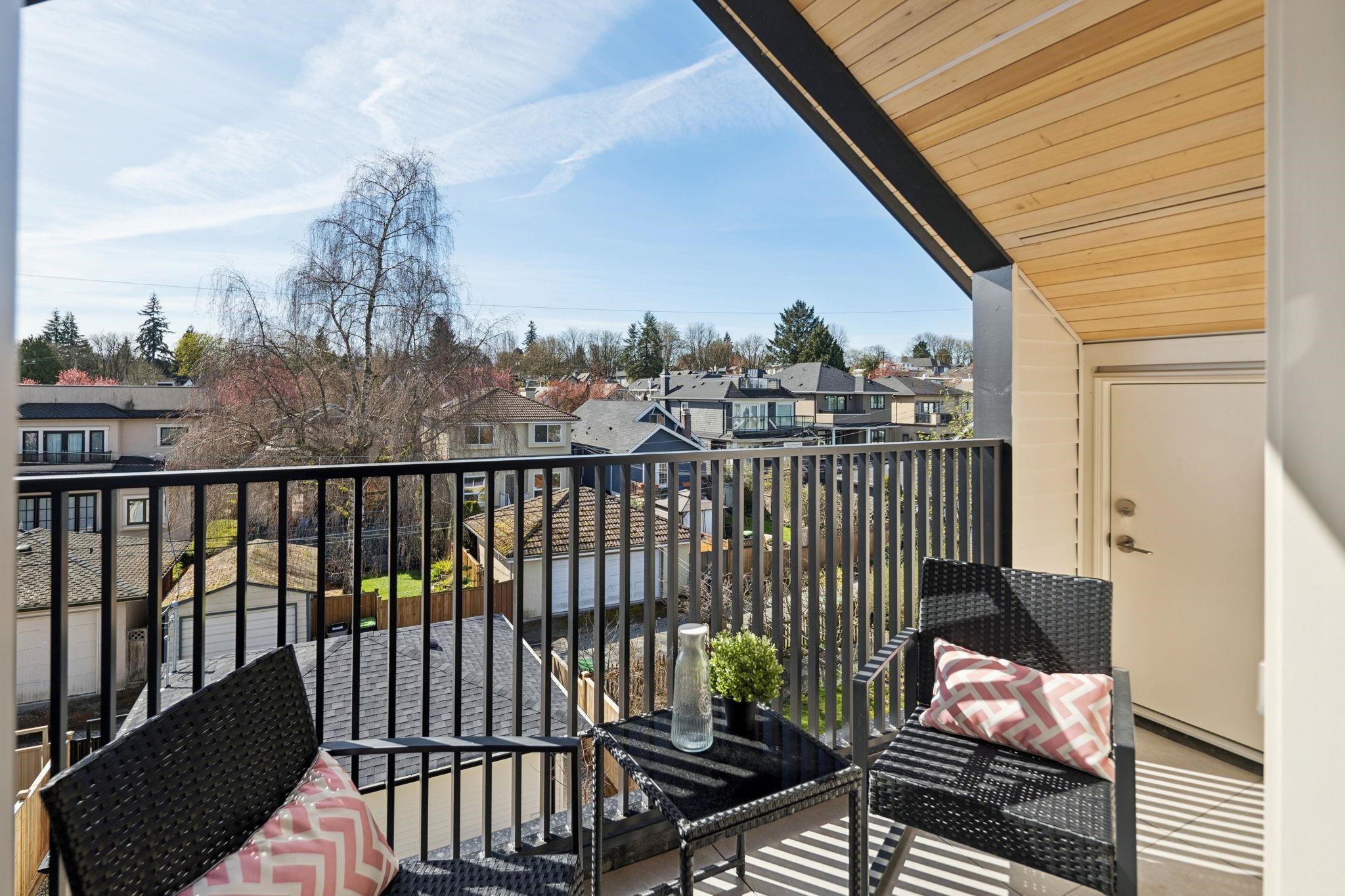 2 3648 WEST 20TH AVENUE Unit: 2