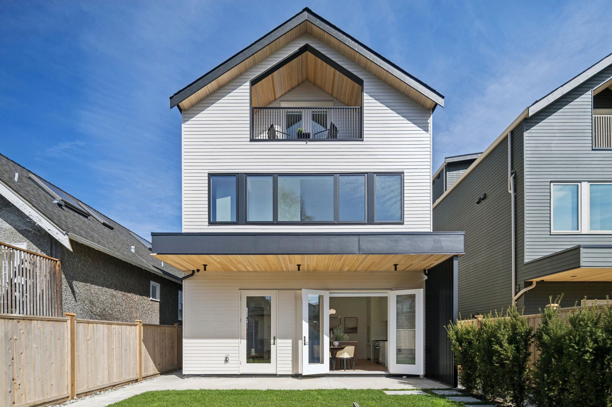 2 3648 WEST 20TH AVENUE Unit: 2