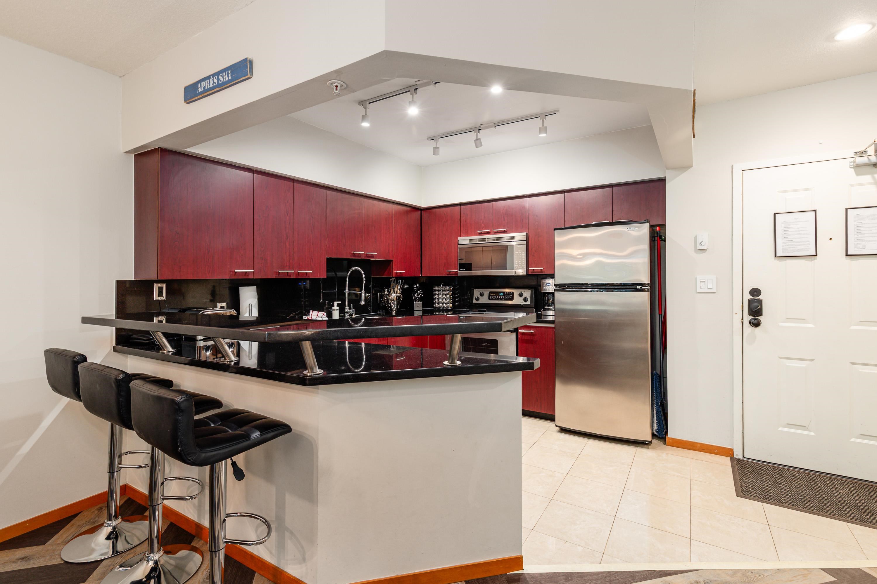 102 4821 SPEARHEAD DRIVE Unit: 102