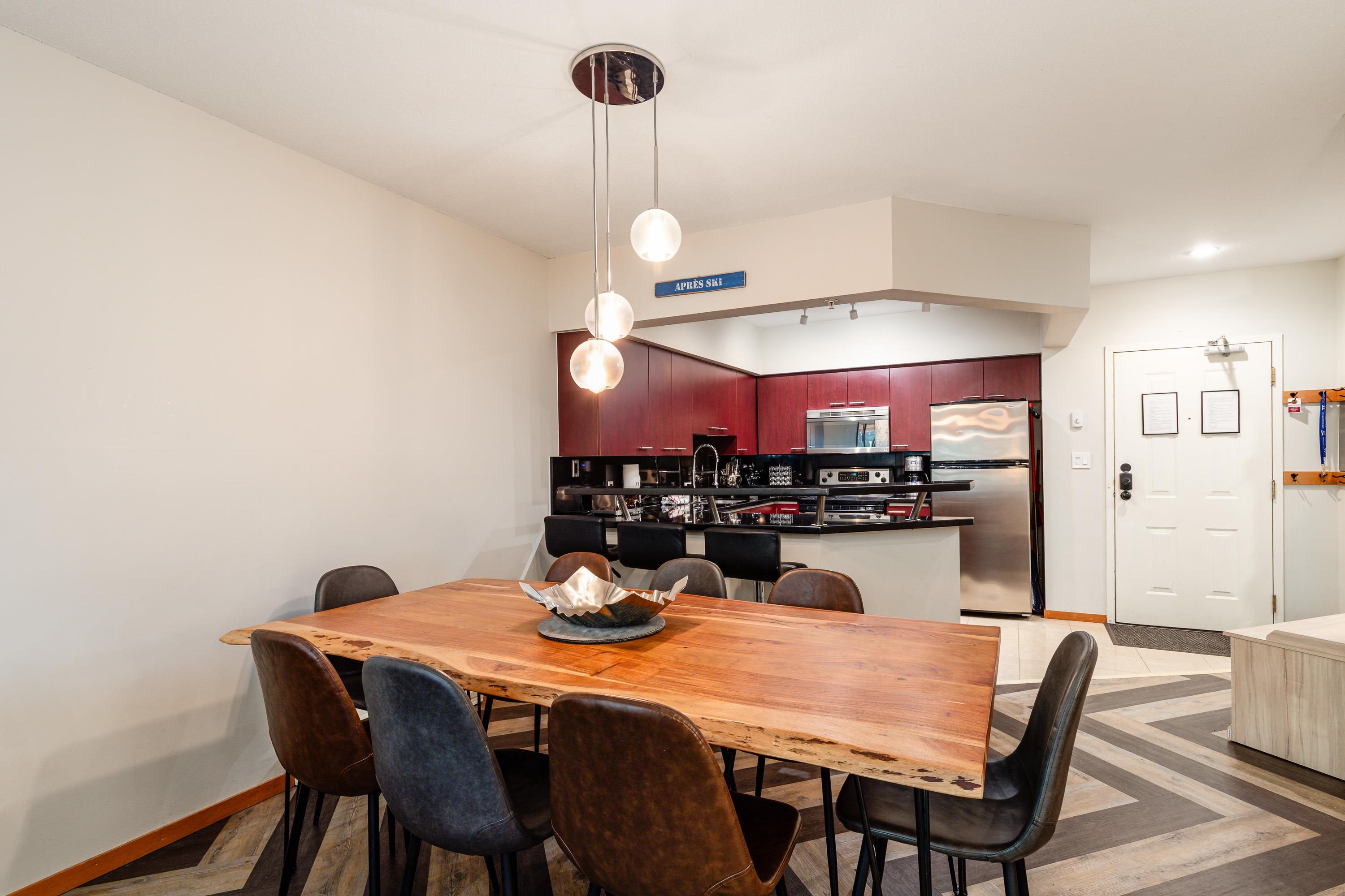 102 4821 SPEARHEAD DRIVE Unit: 102