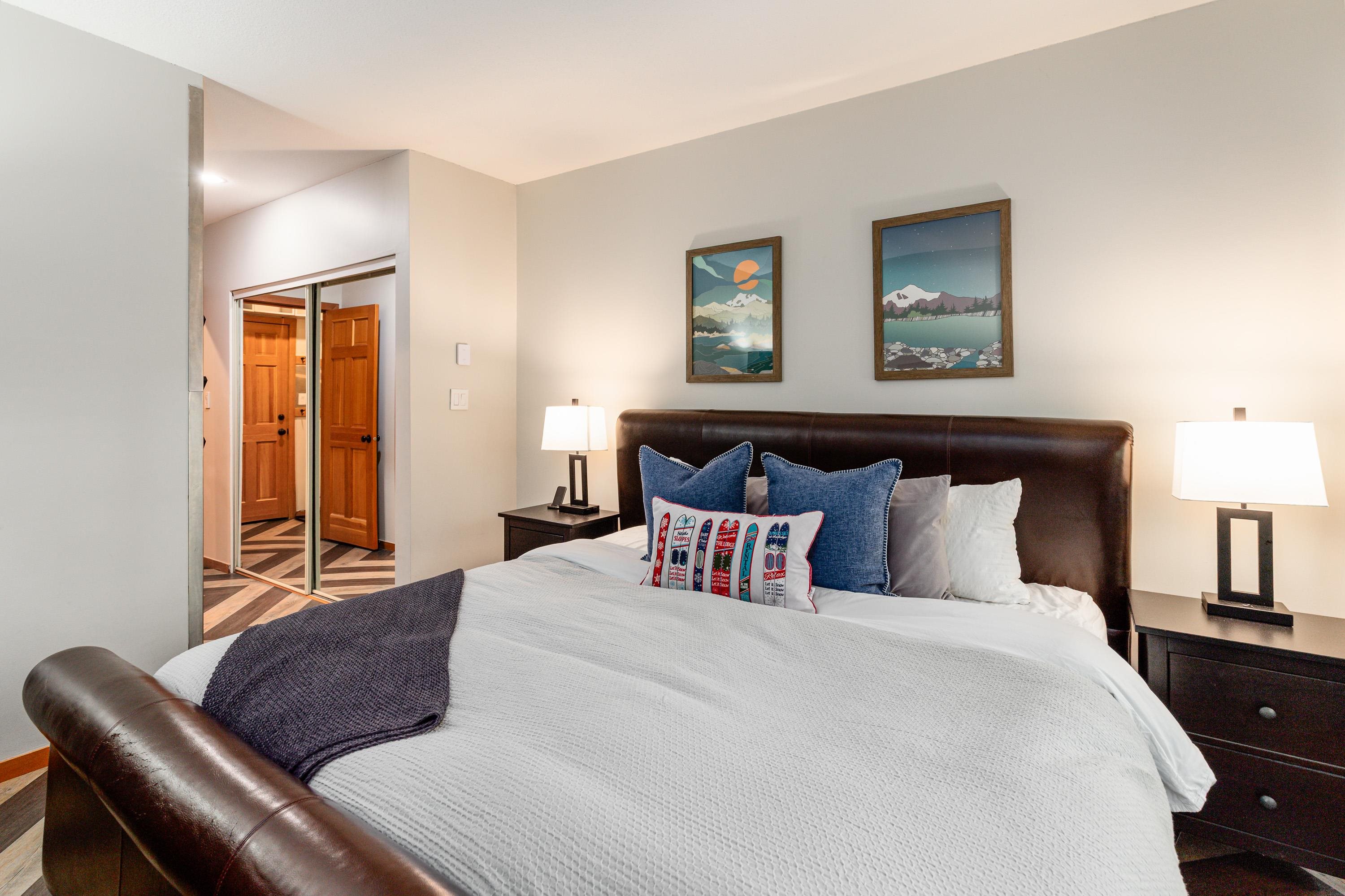 102 4821 SPEARHEAD DRIVE Unit: 102