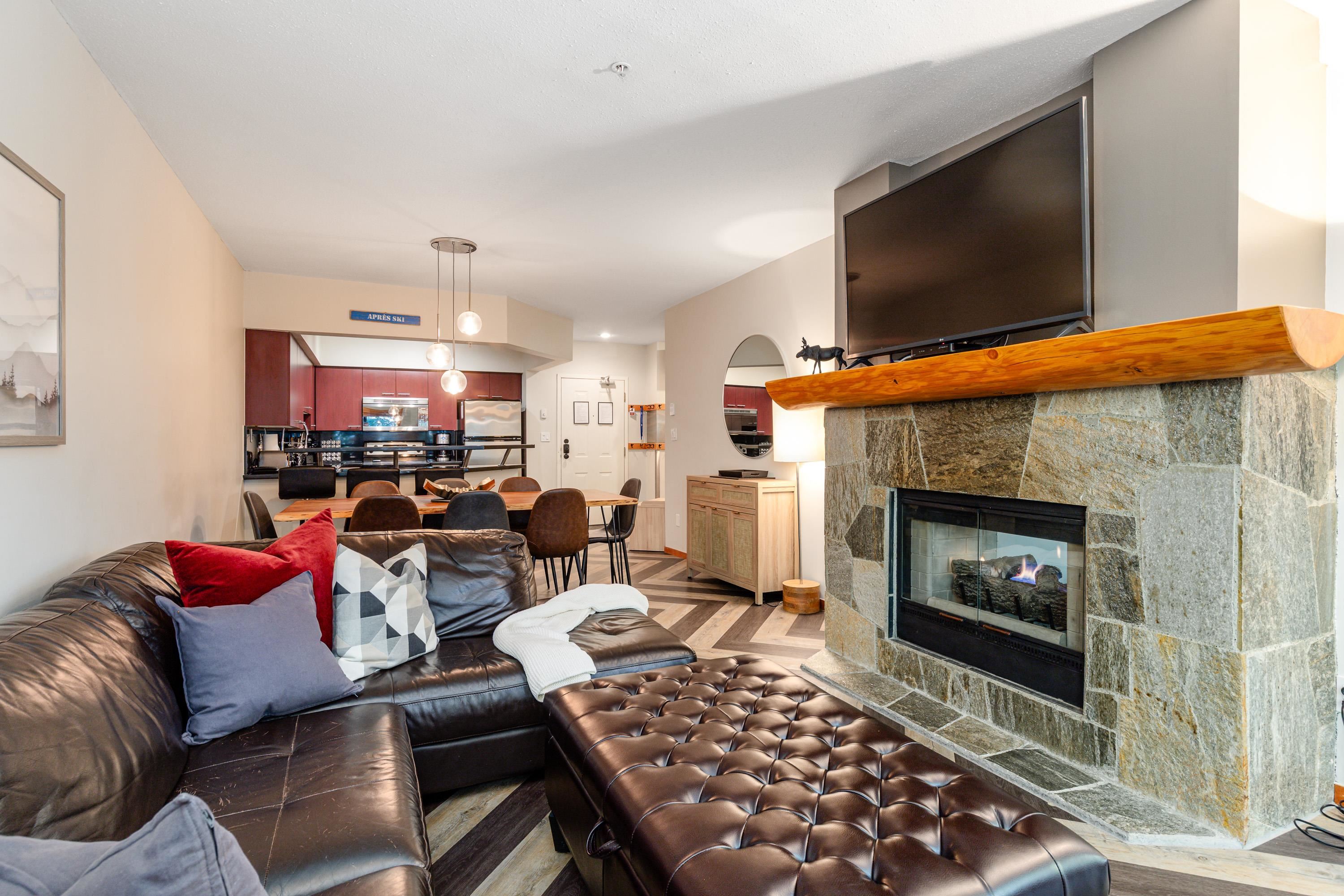 102 4821 SPEARHEAD DRIVE Unit: 102