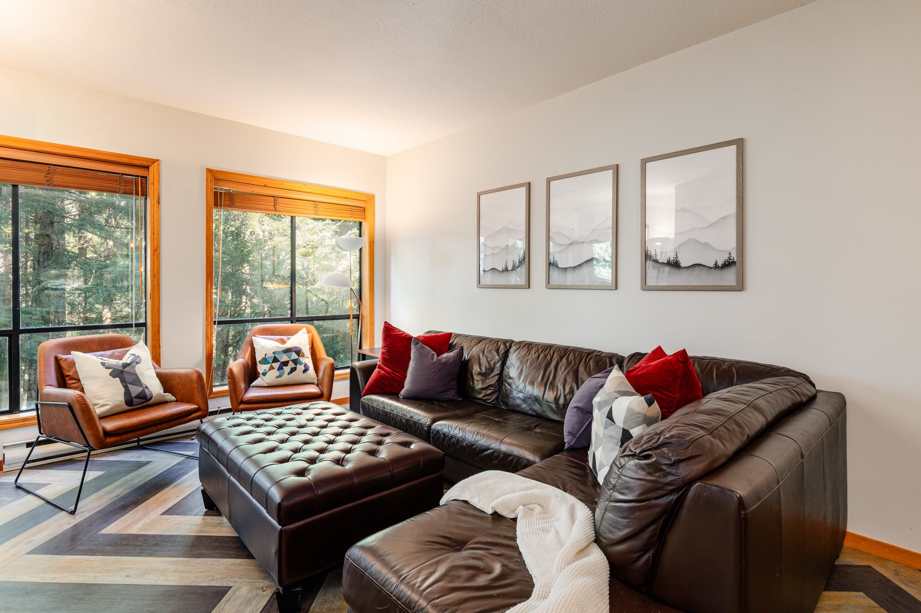 102 4821 SPEARHEAD DRIVE Unit: 102