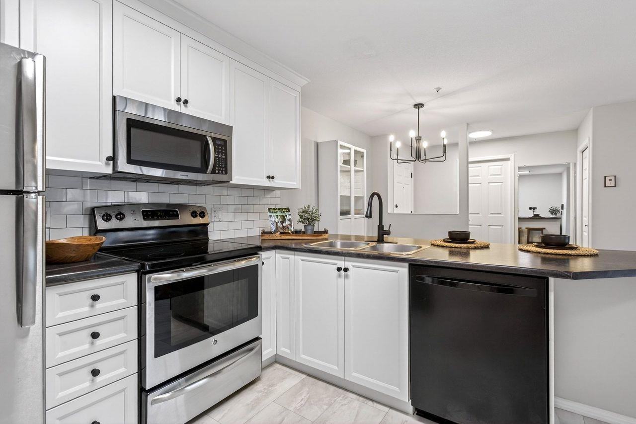 104 11960 HARRIS ROAD Unit: 104