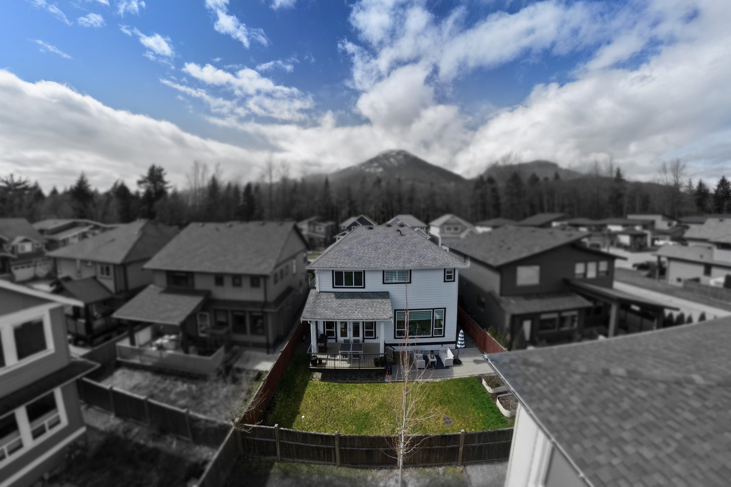 39226 FALCON CRESCENT