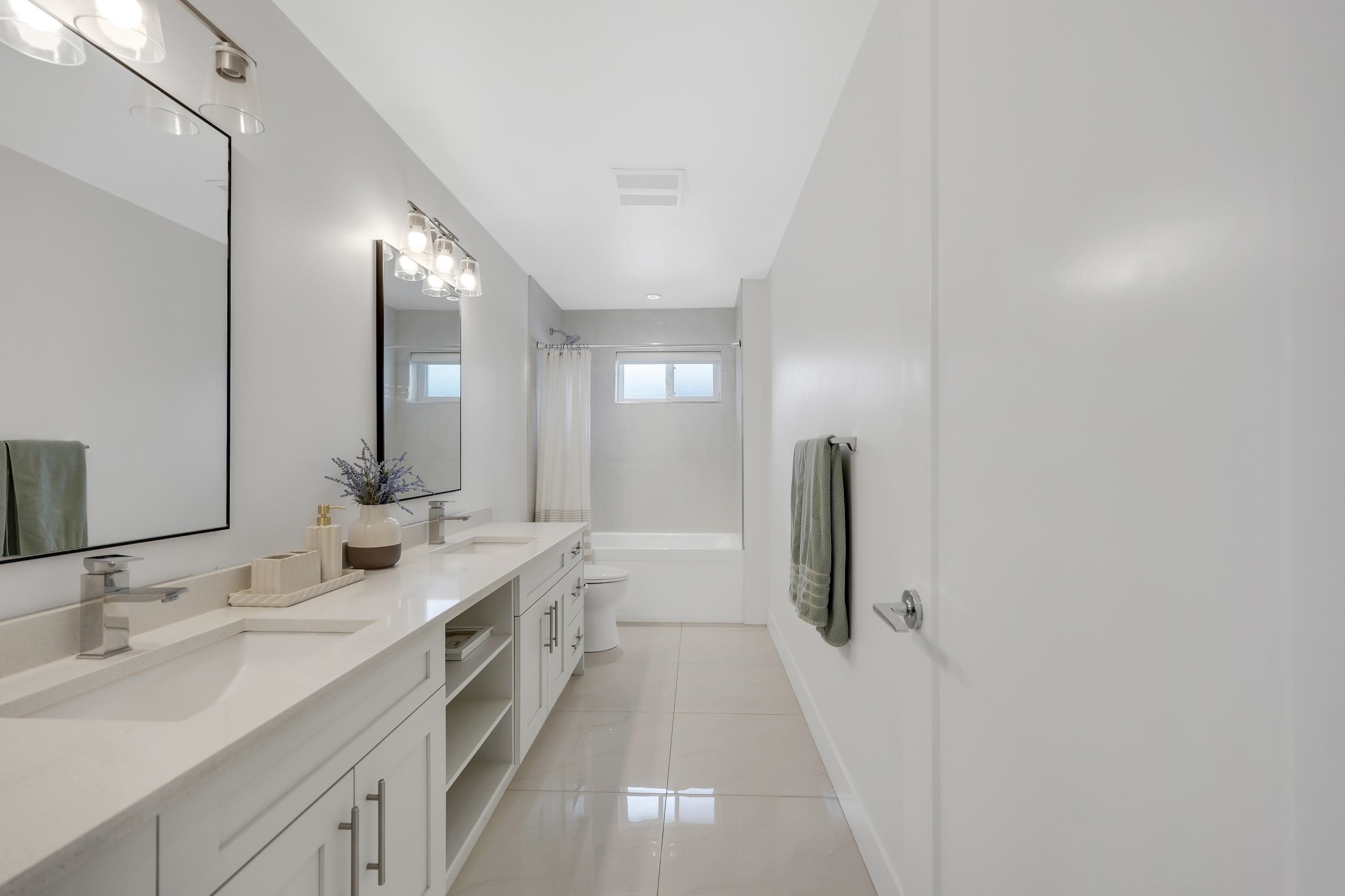 39226 FALCON CRESCENT