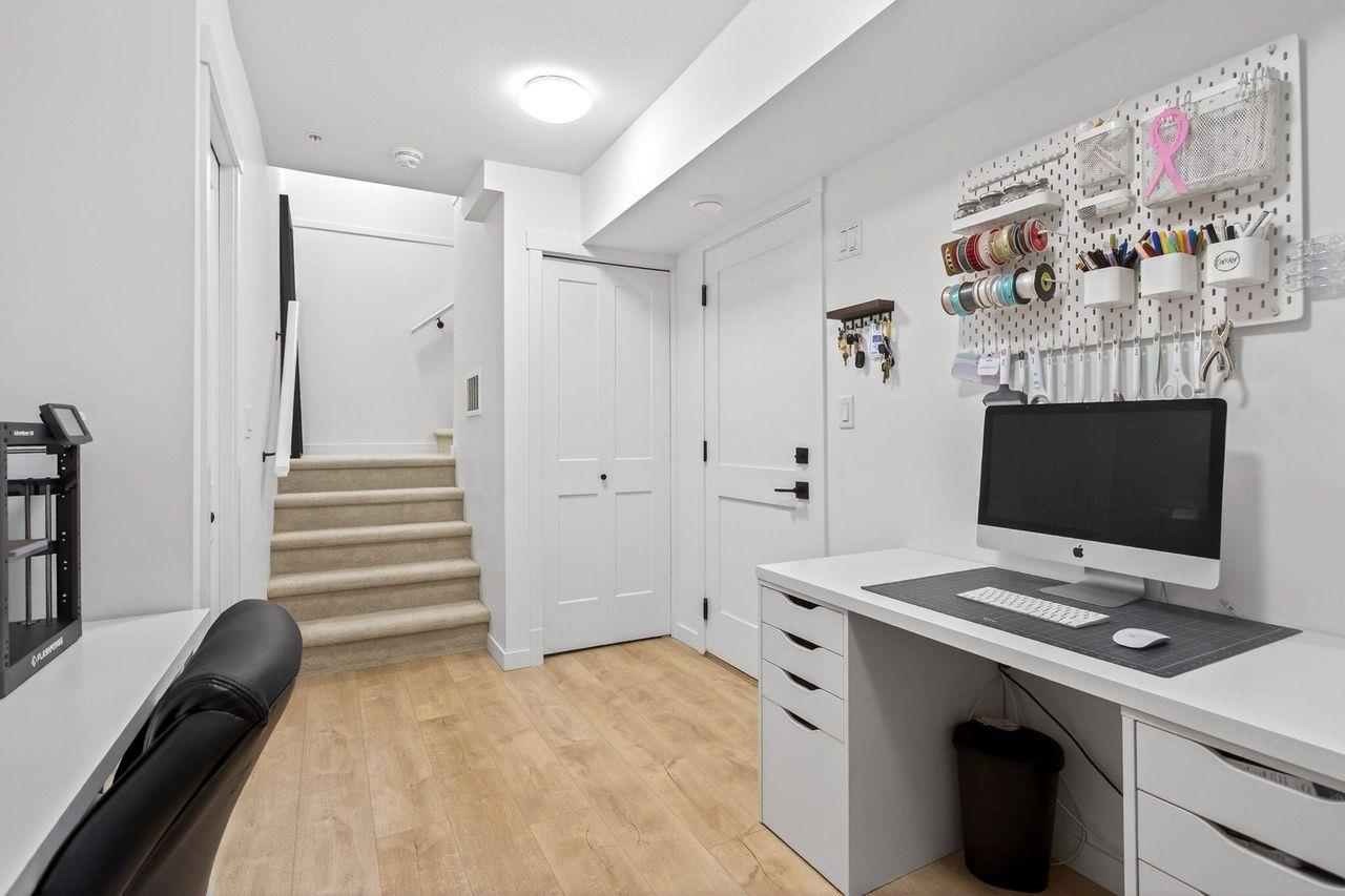 115 24951 112 AVENUE Unit: 115