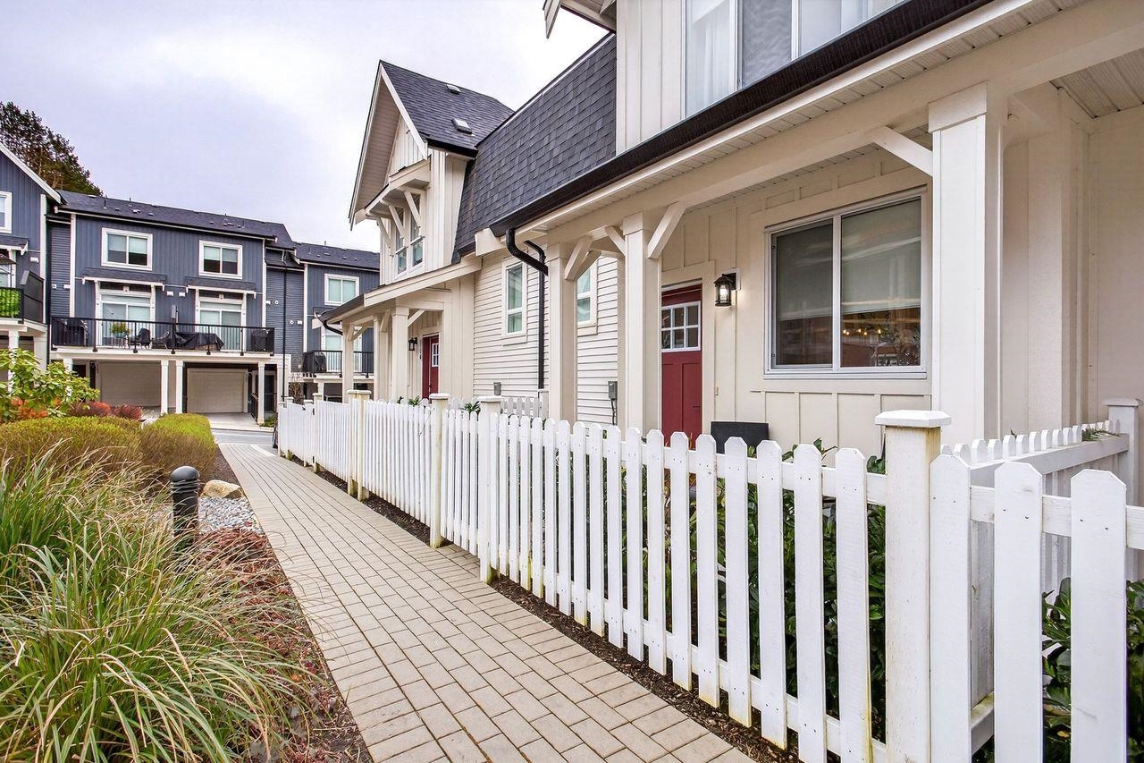 115 24951 112 AVENUE Unit: 115