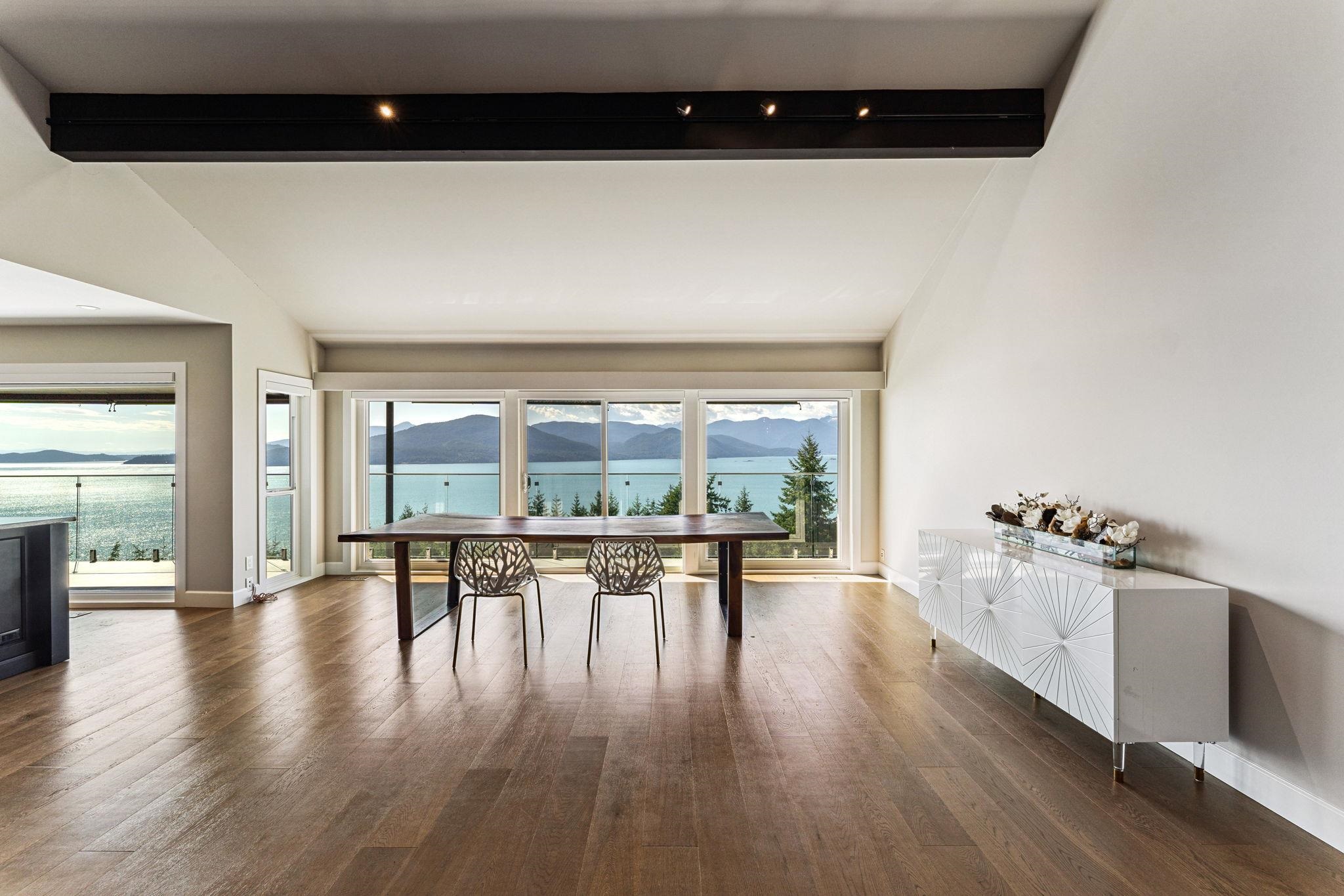 50 PANORAMA ROAD