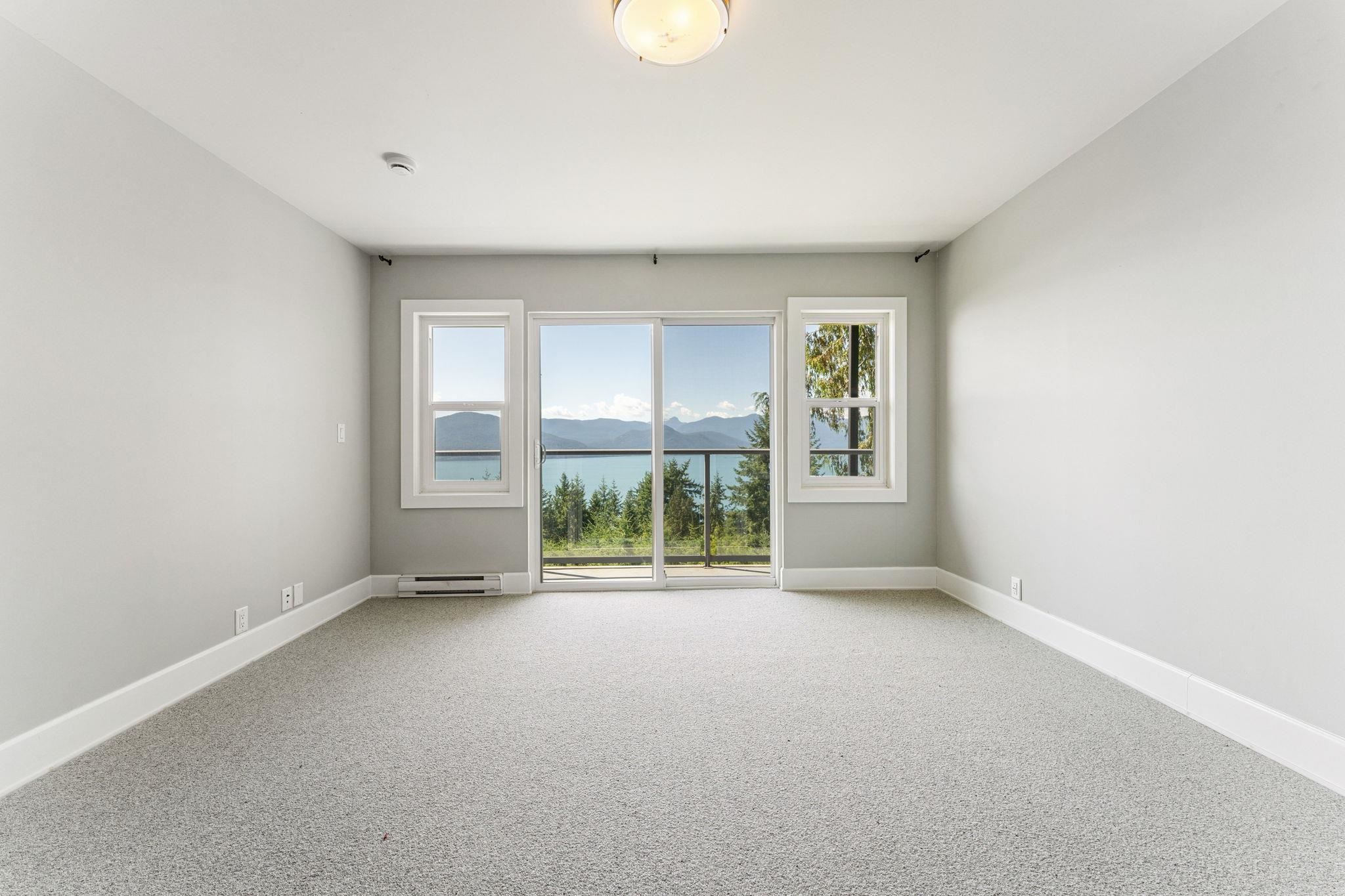 50 PANORAMA ROAD