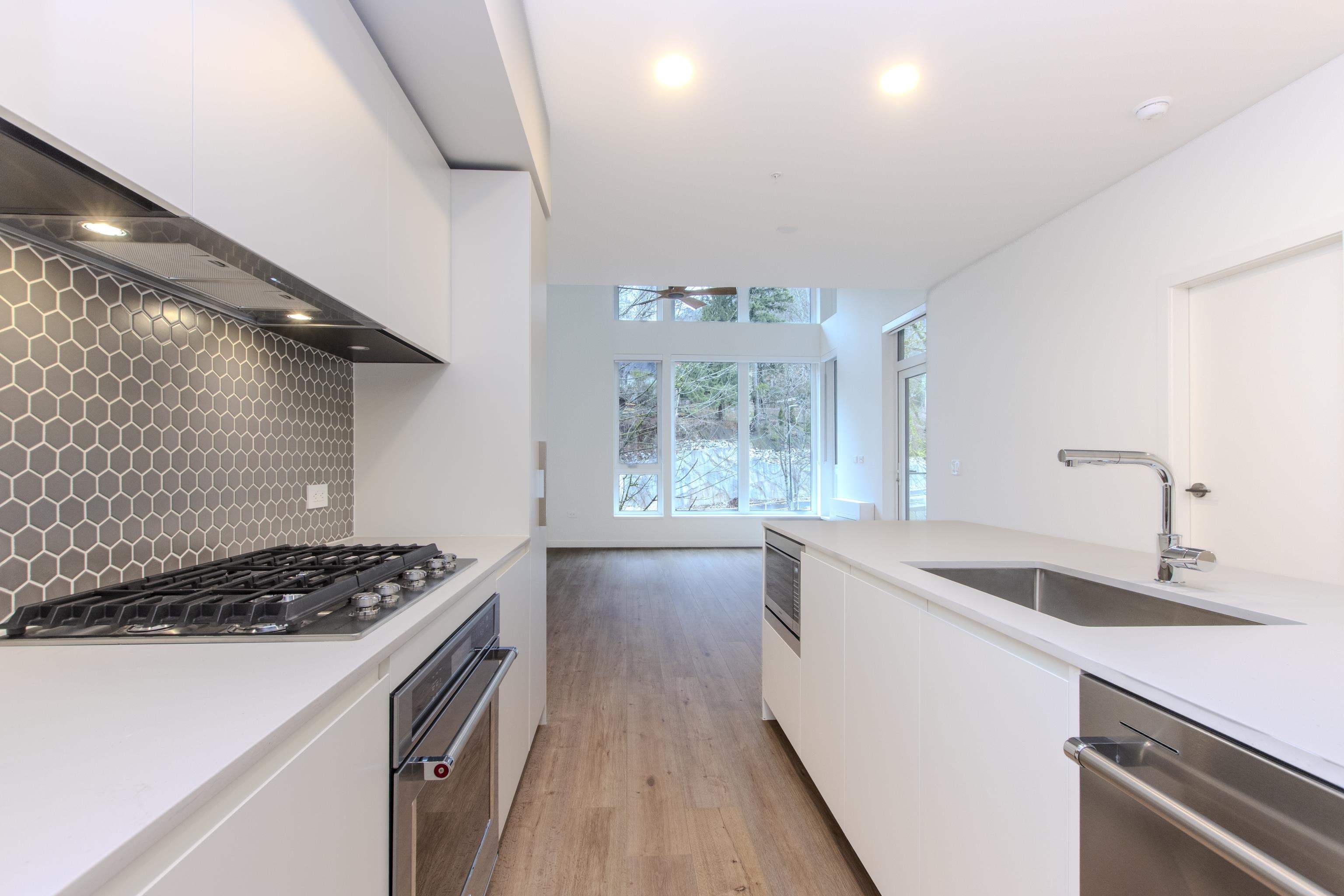 610 1504 SCOTT CRESCENT Unit: 610