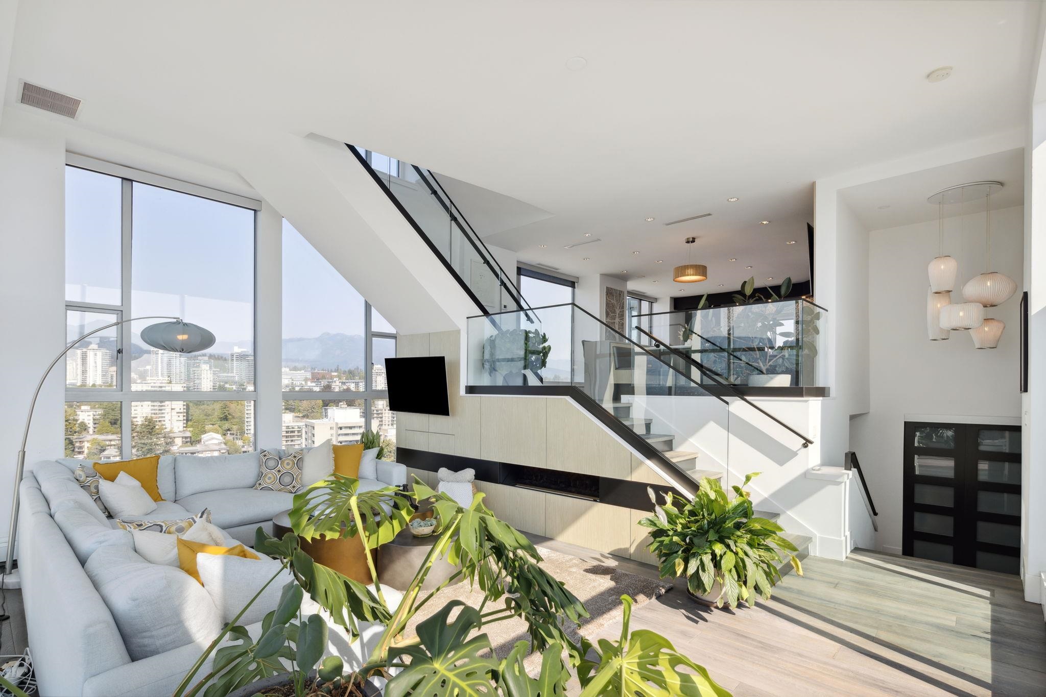 2901 120 W 2ND STREET Unit: 2901
