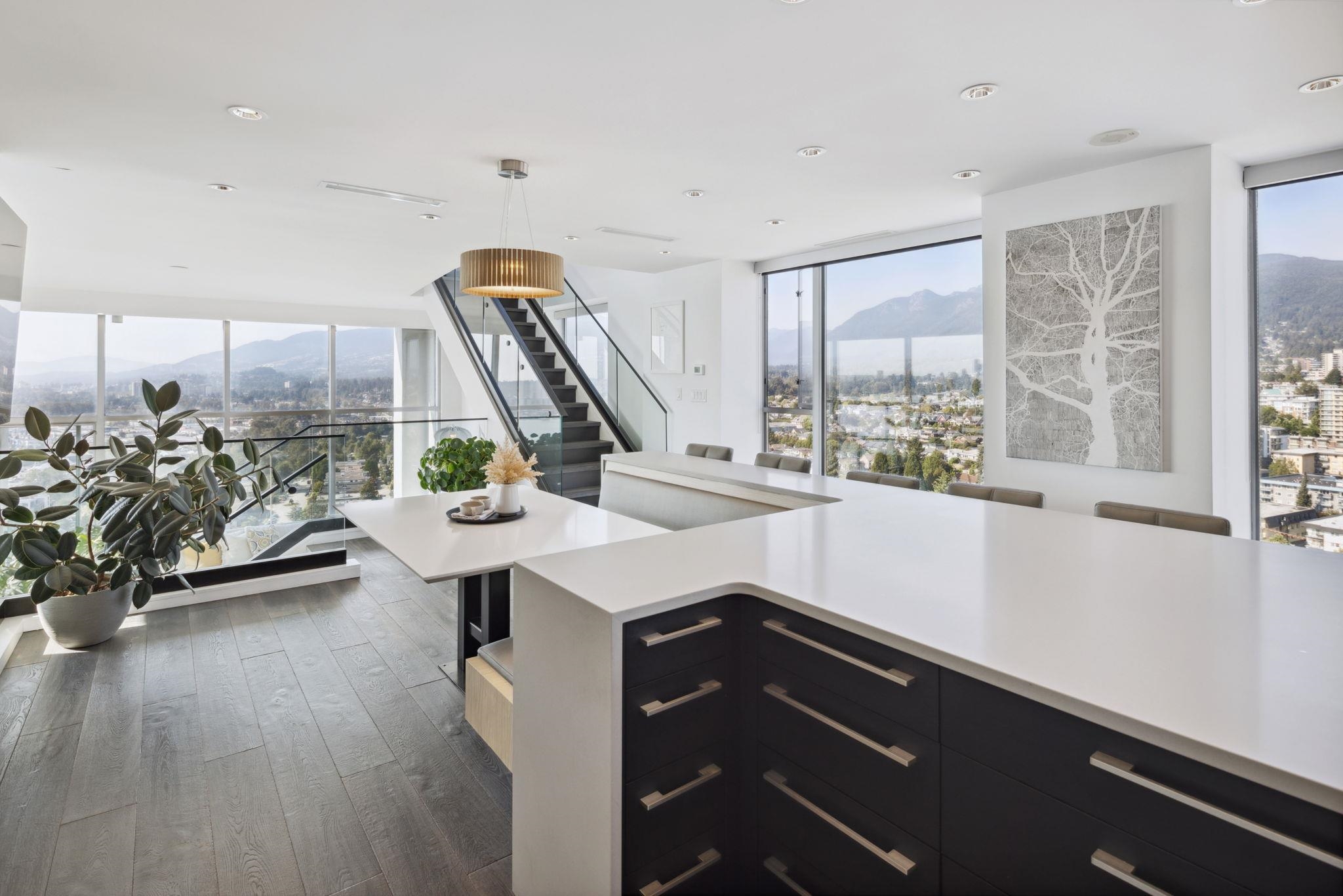 2901 120 W 2ND STREET Unit: 2901