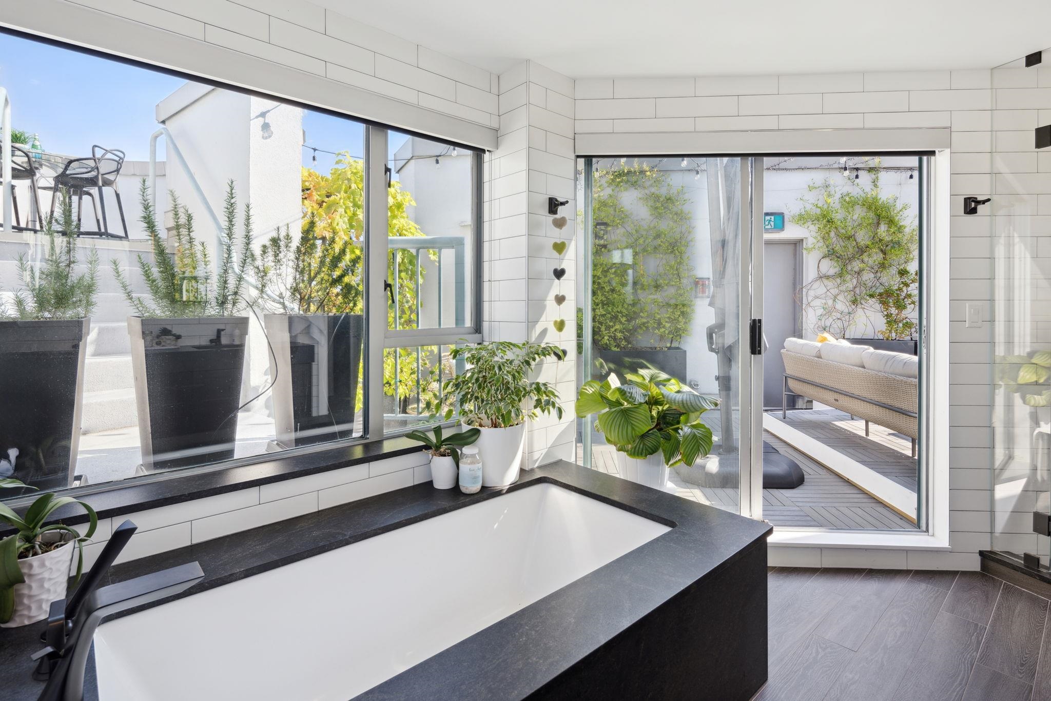 2901 120 W 2ND STREET Unit: 2901