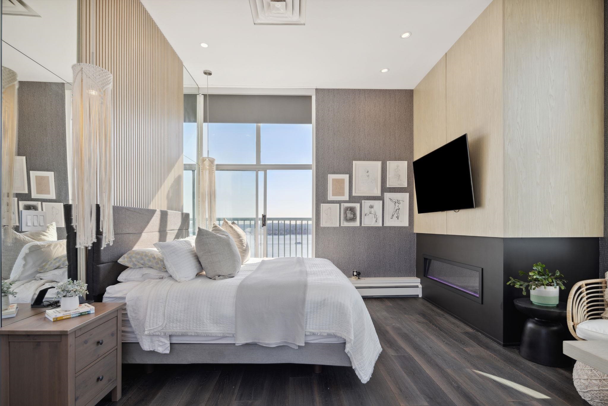 2901 120 W 2ND STREET Unit: 2901