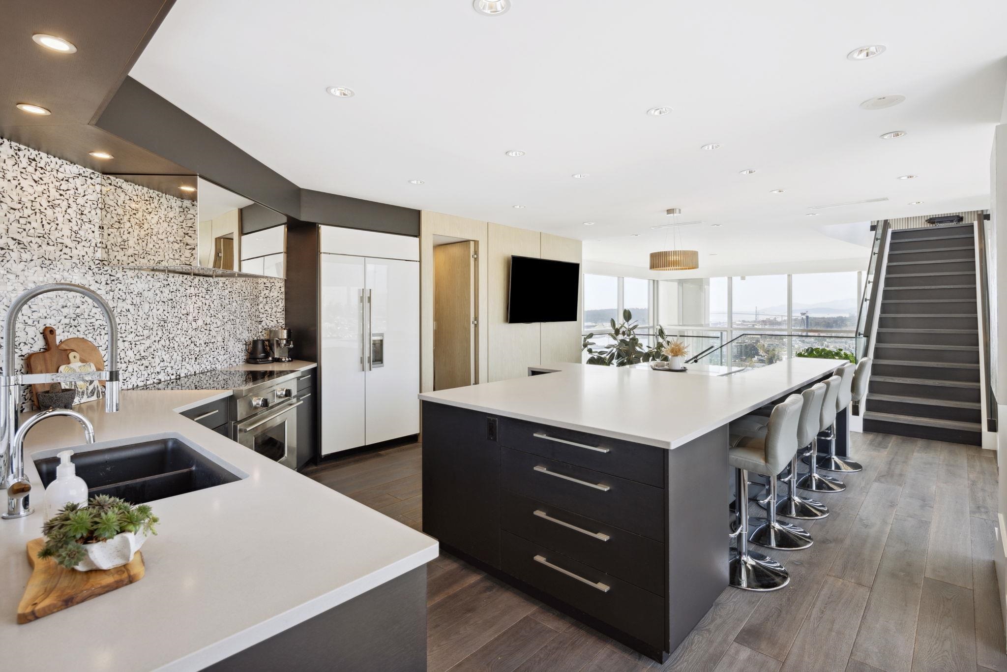 2901 120 W 2ND STREET Unit: 2901
