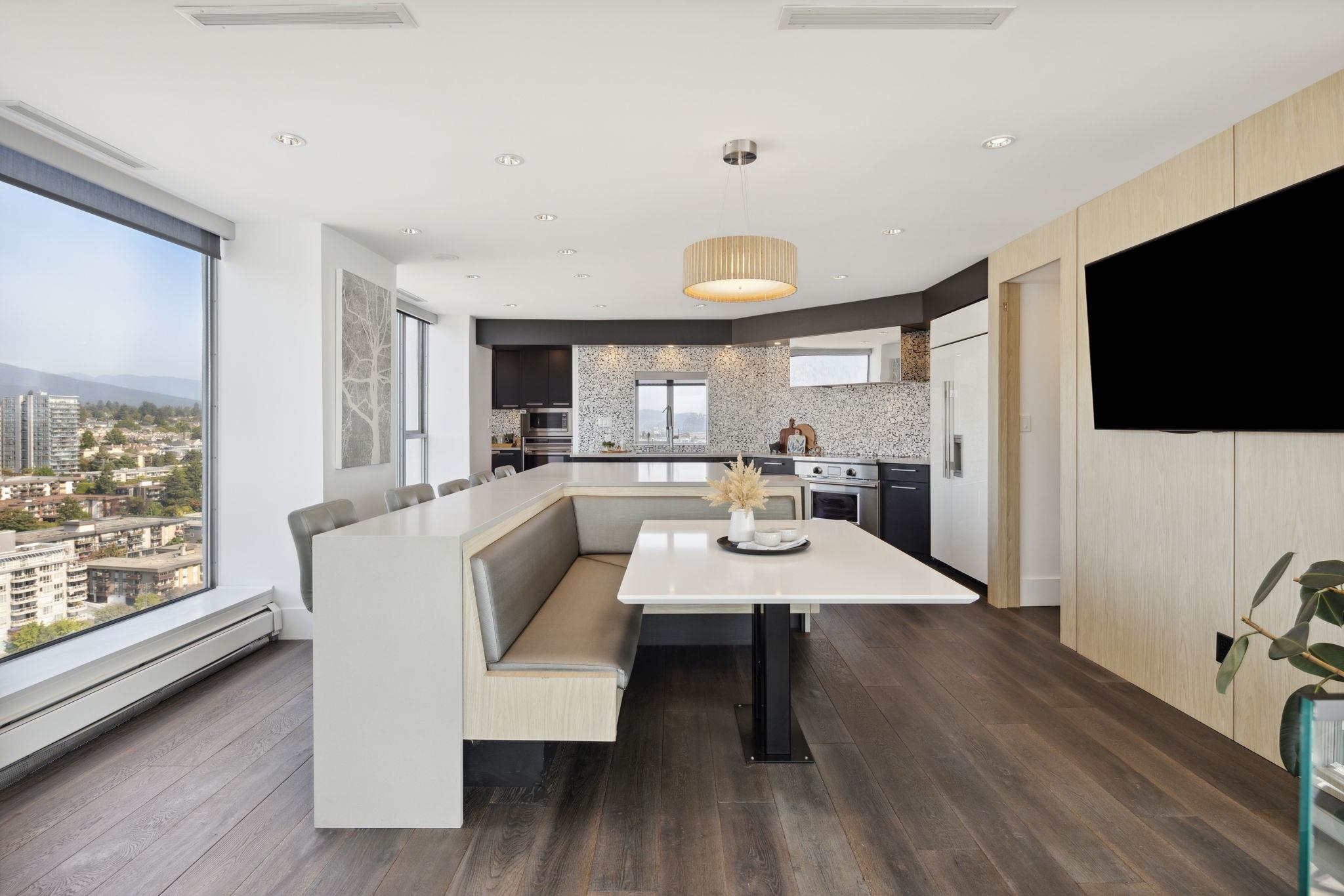 2901 120 W 2ND STREET Unit: 2901