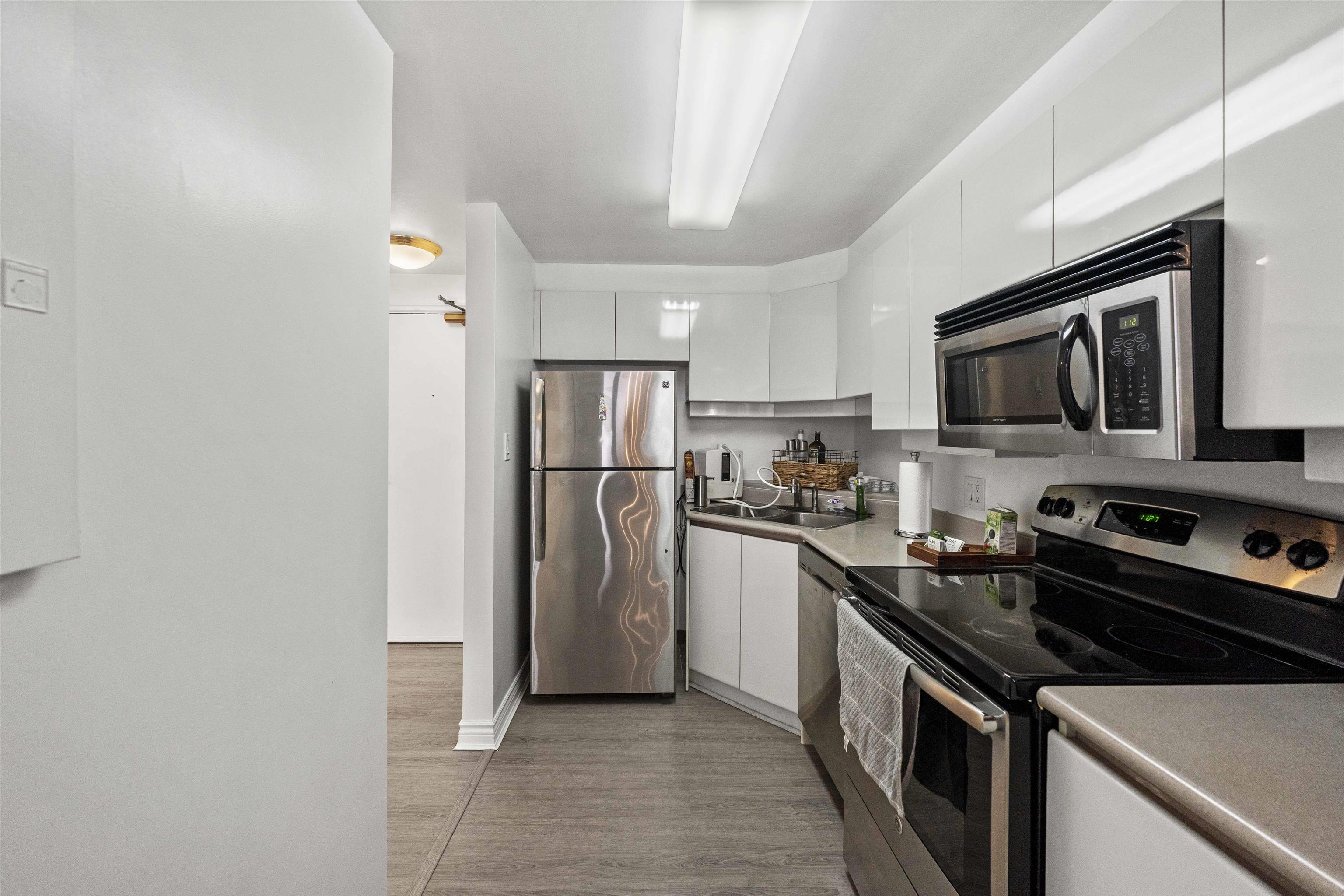 2102 930 CAMBIE STREET Unit: 2102