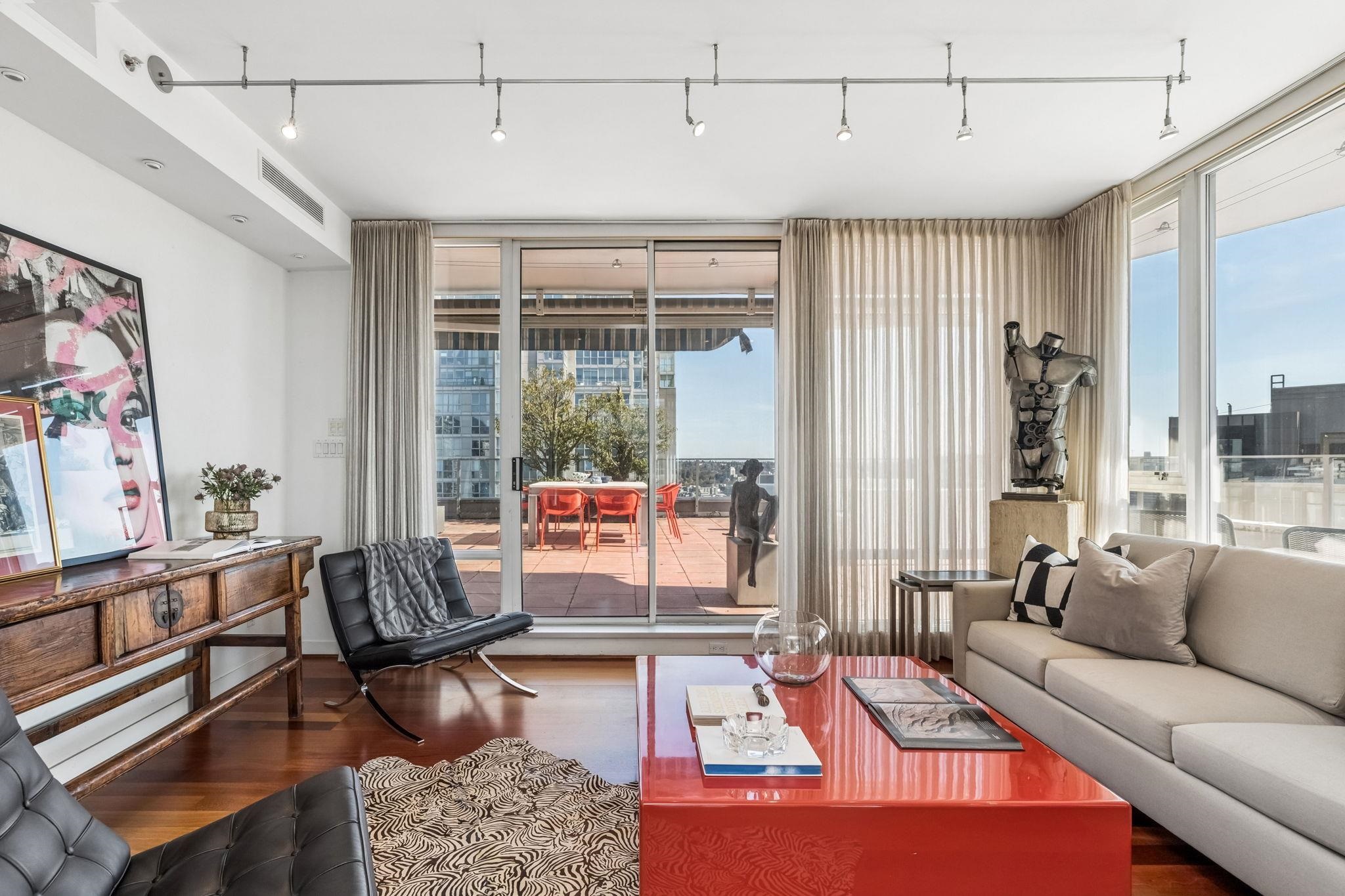 3701 1438 RICHARDS STREET Unit: 3701