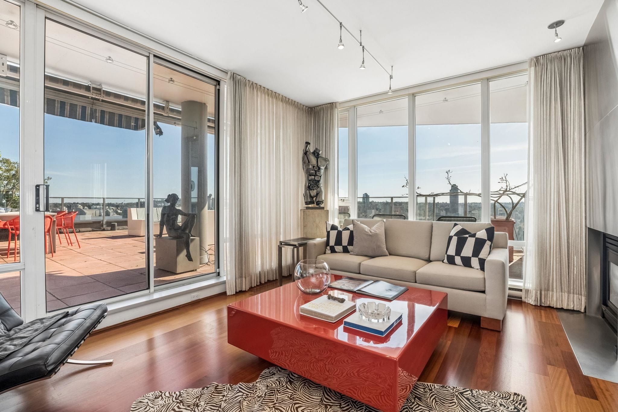 3701 1438 RICHARDS STREET Unit: 3701