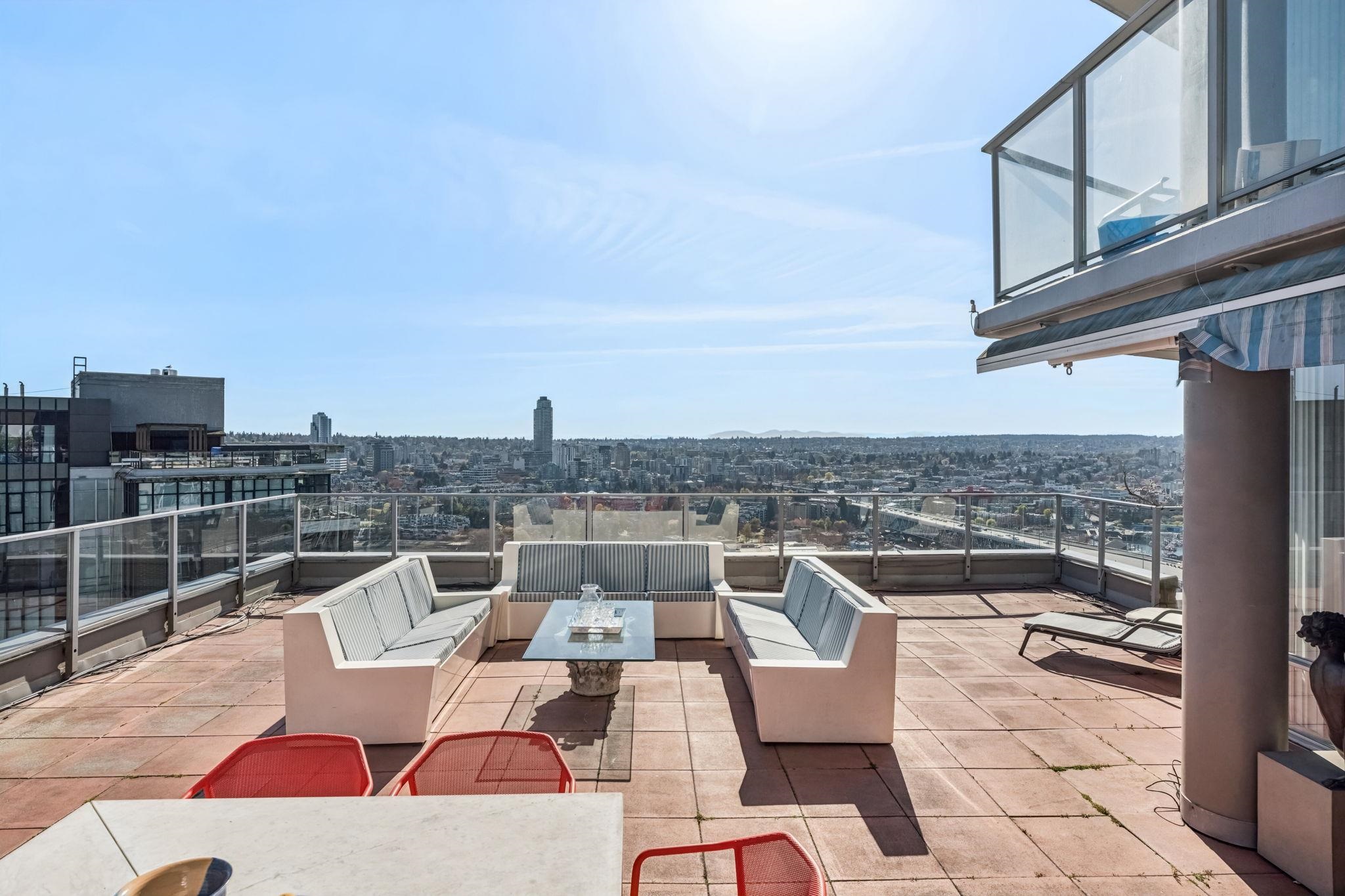 3701 1438 RICHARDS STREET Unit: 3701