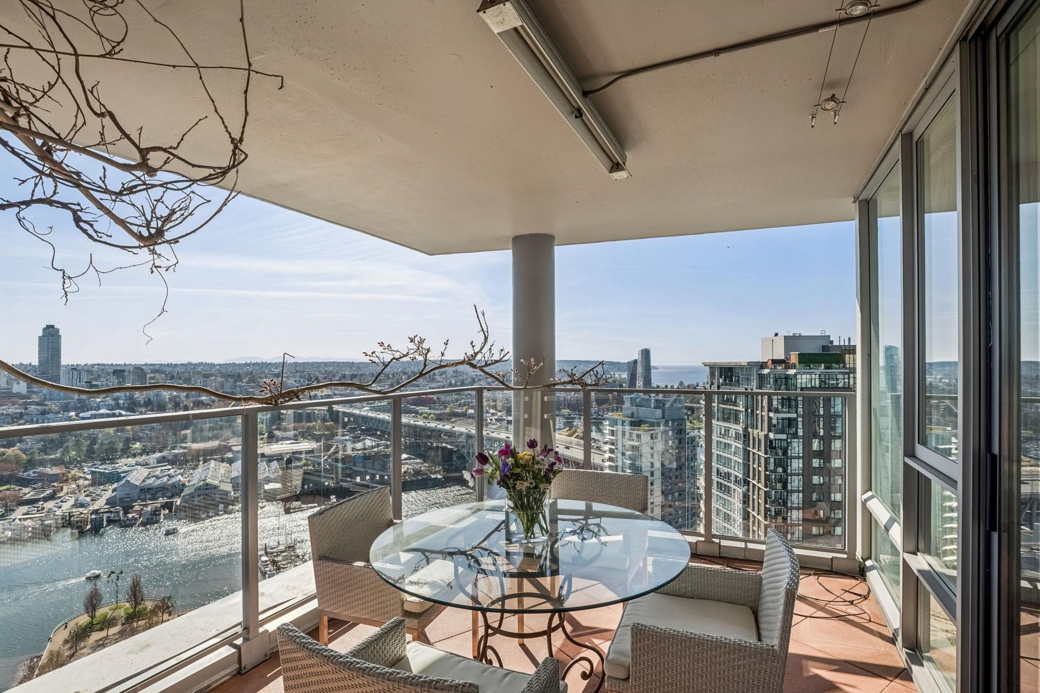 3701 1438 RICHARDS STREET Unit: 3701