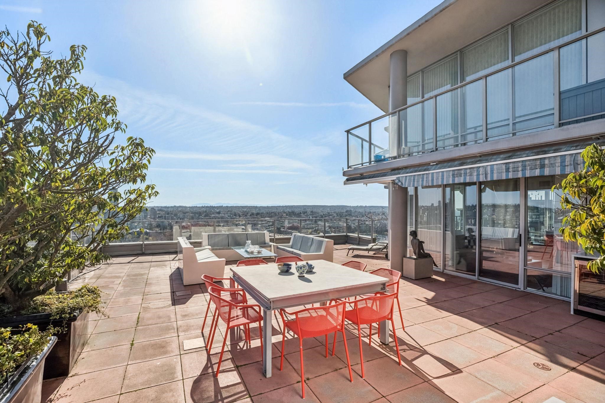 3701 1438 RICHARDS STREET Unit: 3701