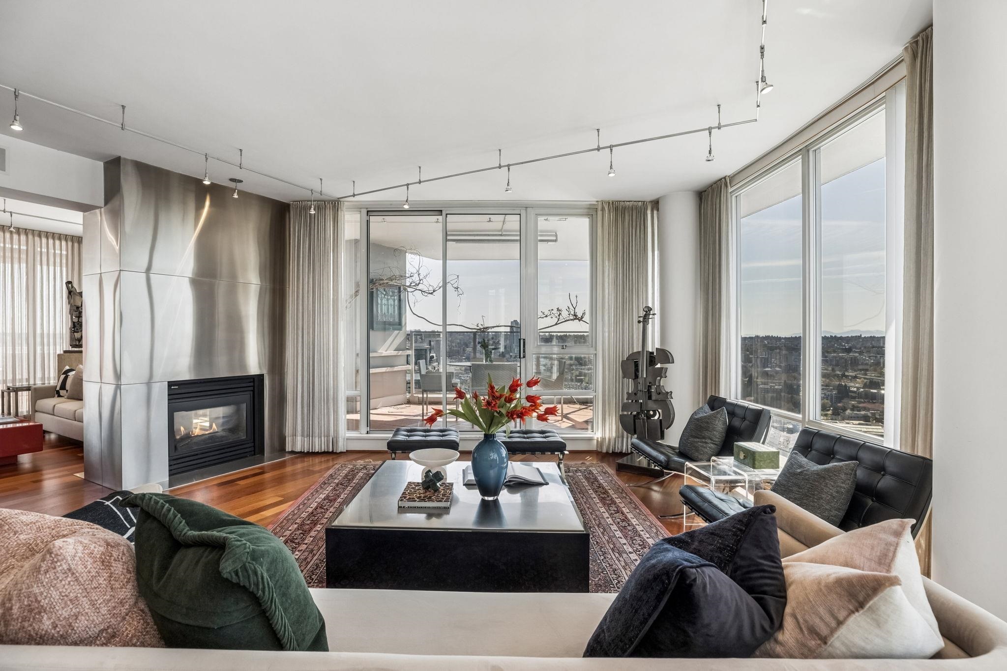 3701 1438 RICHARDS STREET Unit: 3701