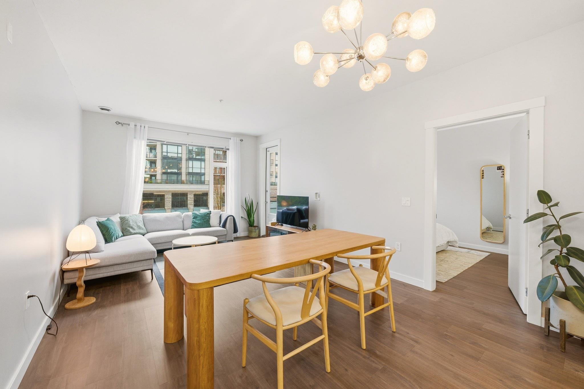 304 123 W 1ST STREET Unit: 304