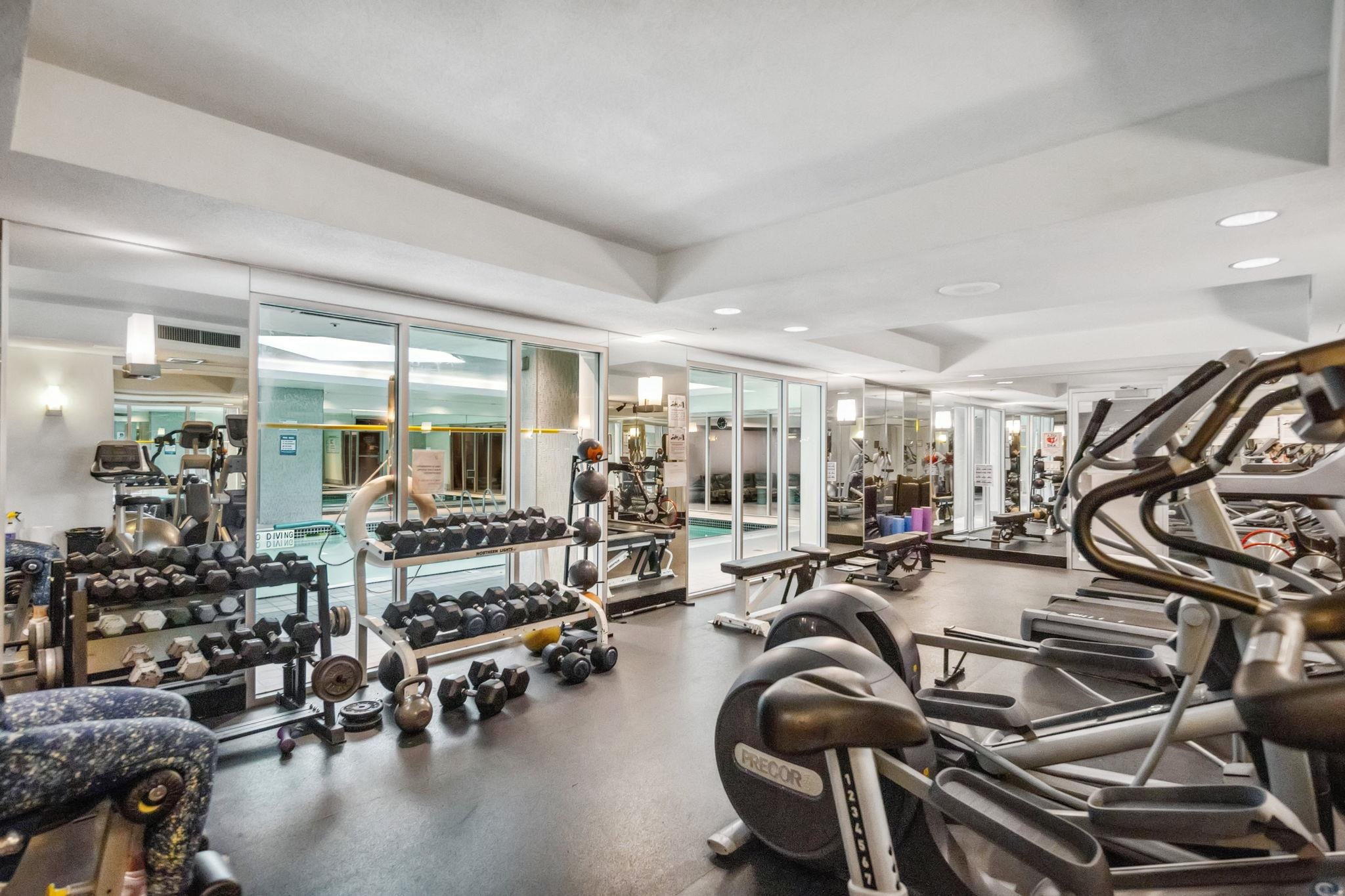 906 588 BROUGHTON STREET Unit: 906