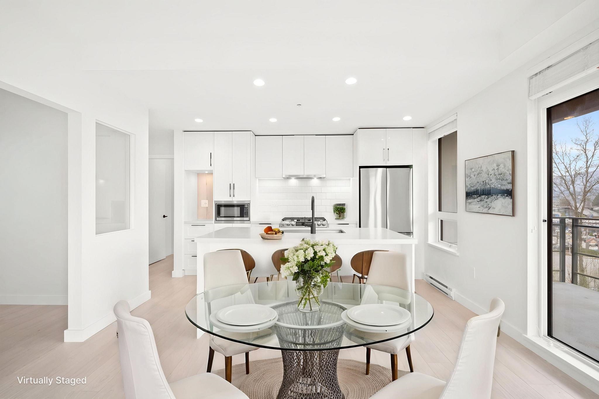 405 3038 ST GEORGE STREET Unit: 405