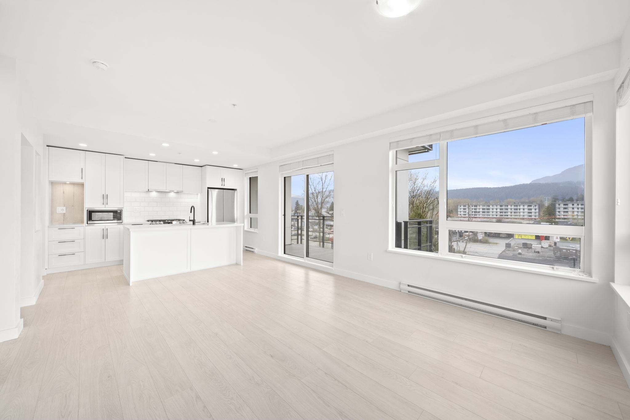 405 3038 ST GEORGE STREET Unit: 405