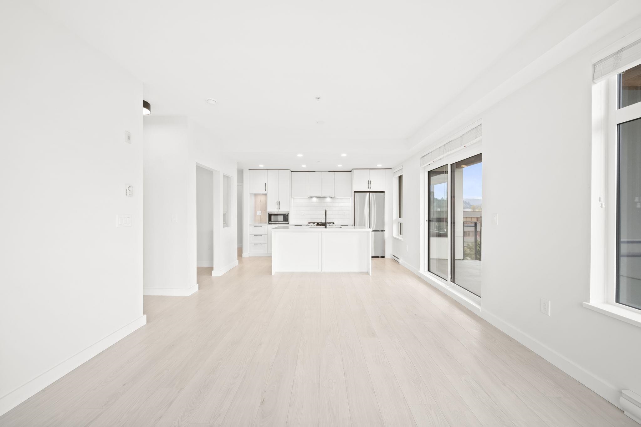 405 3038 ST GEORGE STREET Unit: 405