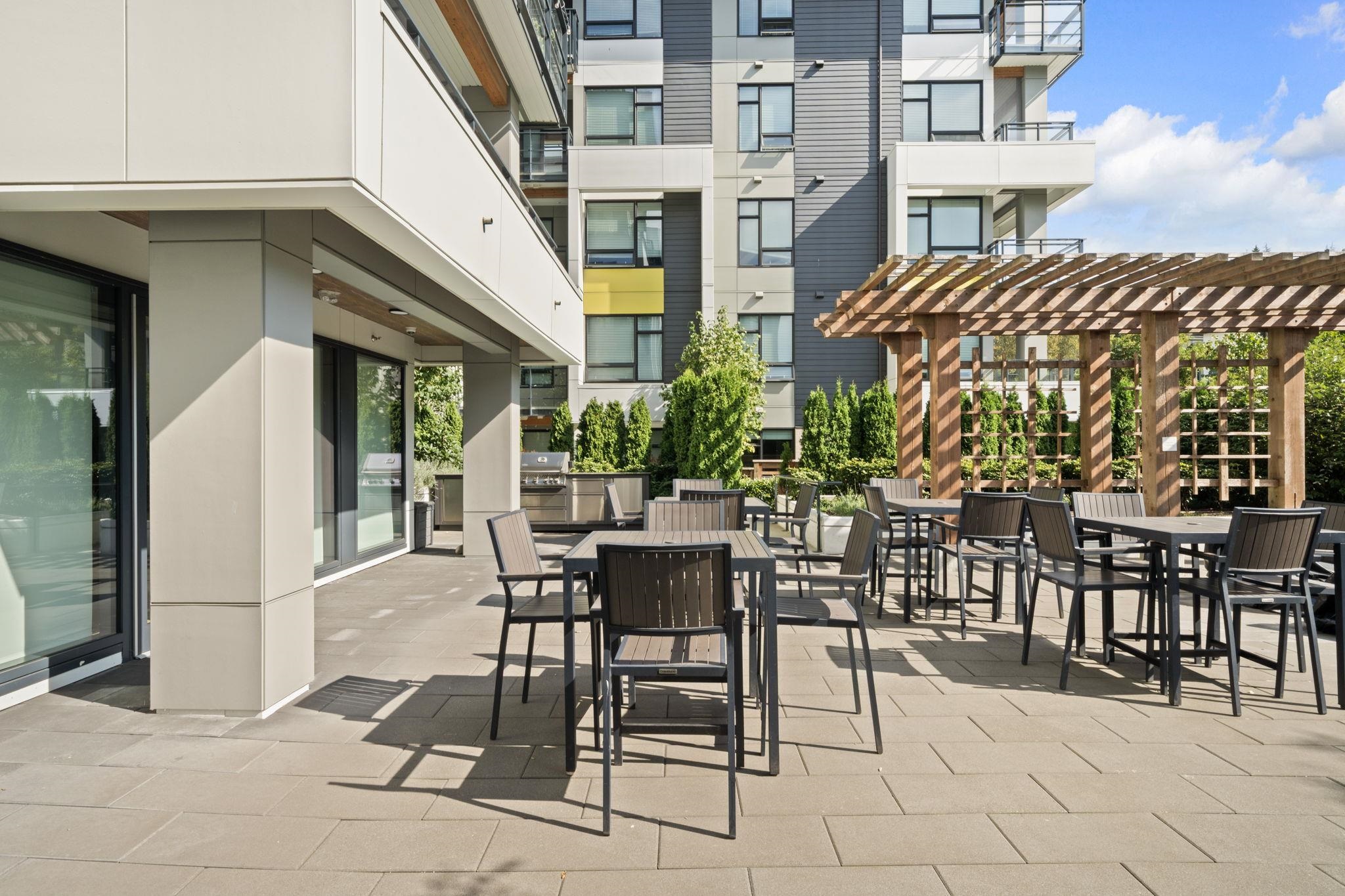 405 3038 ST GEORGE STREET Unit: 405