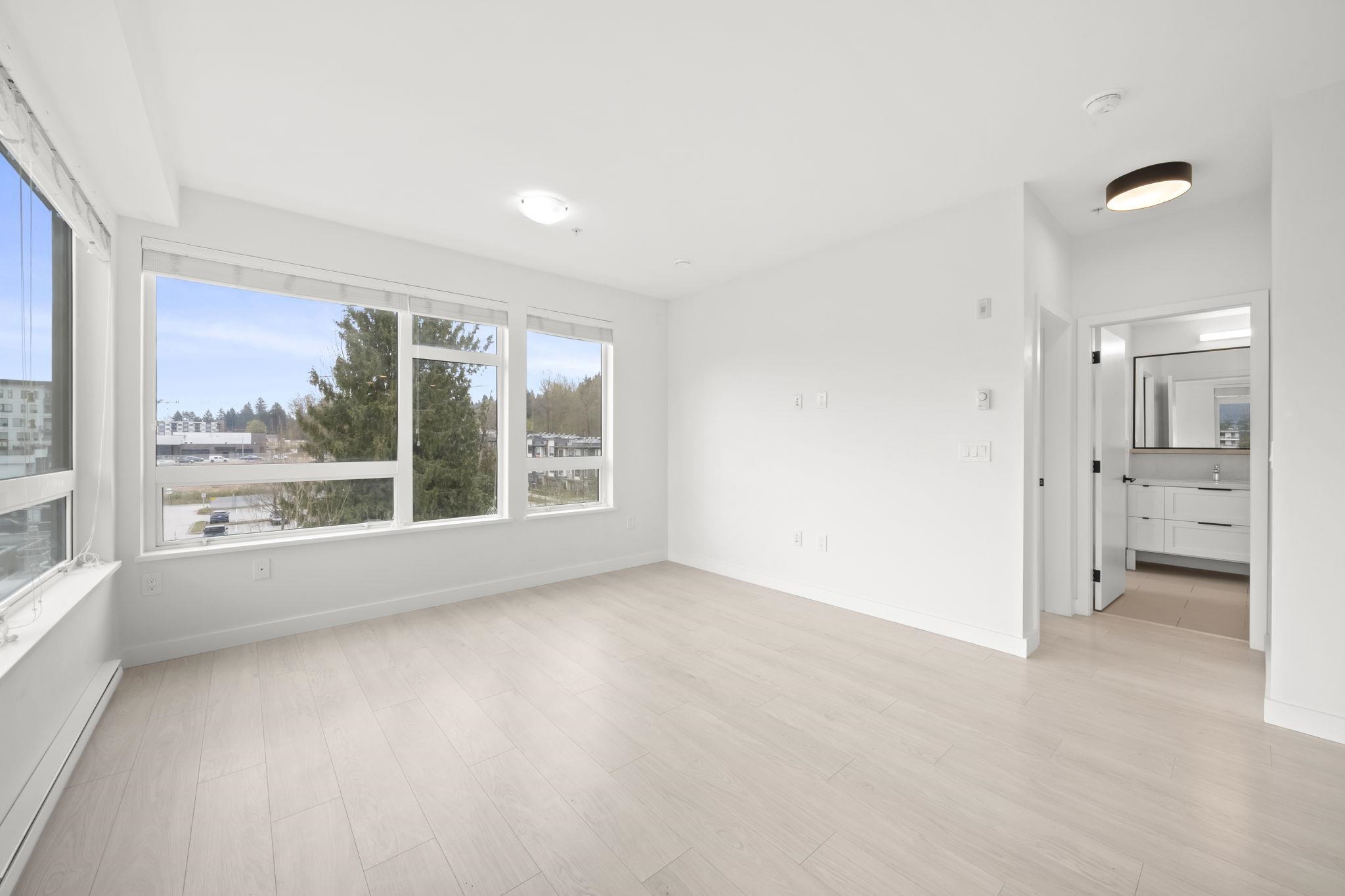405 3038 ST GEORGE STREET Unit: 405
