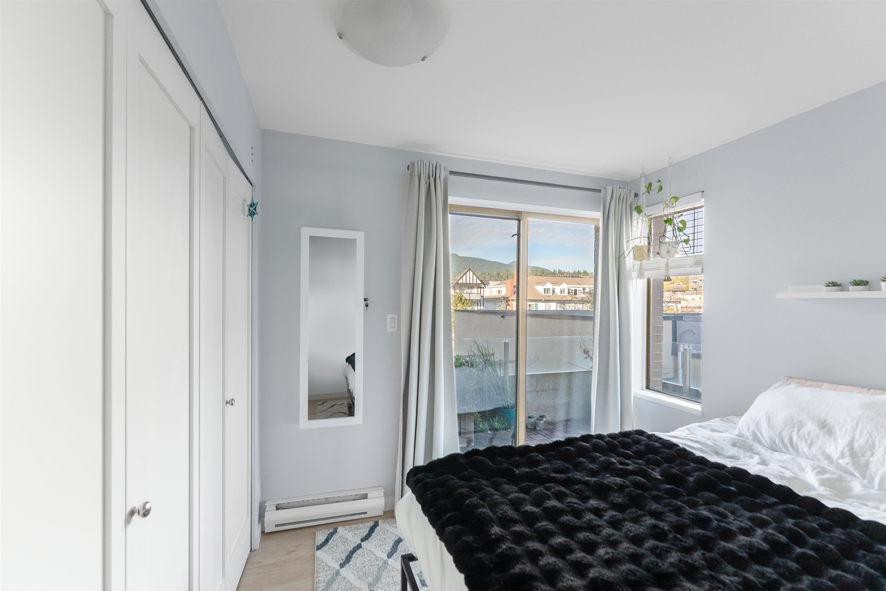 304 137 W 17TH STREET Unit: 304