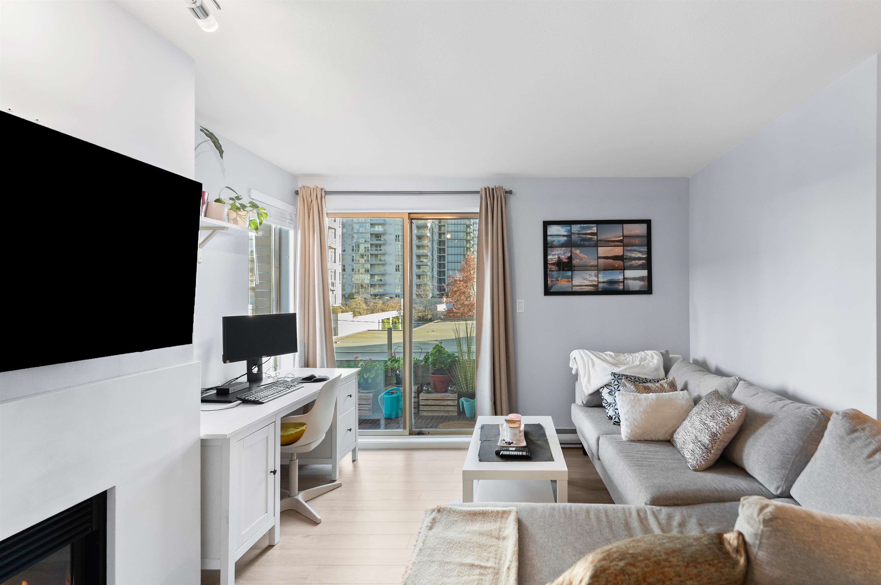 304 137 W 17TH STREET Unit: 304