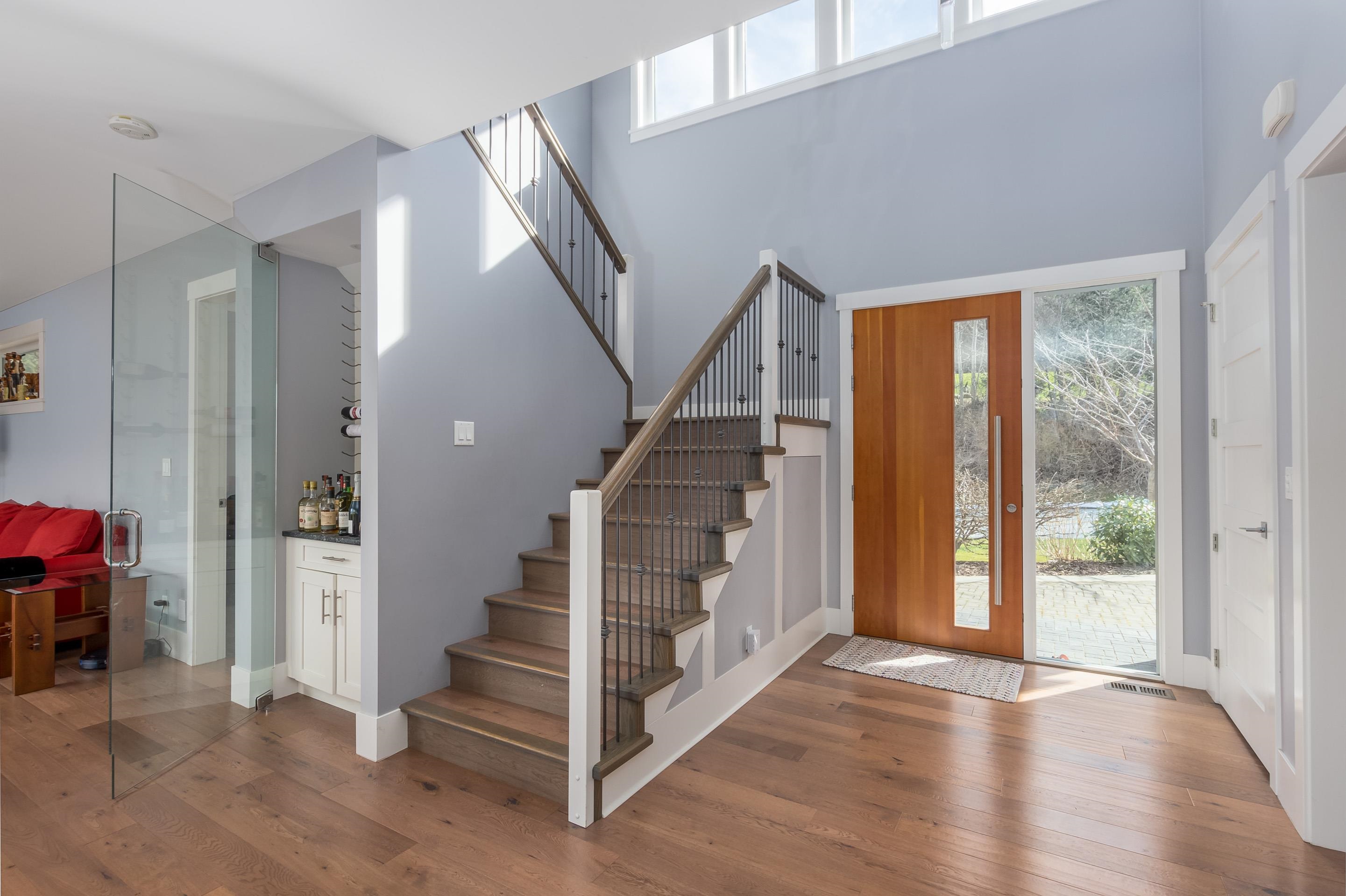 1 300 FURRY CREEK DRIVE Unit: 1