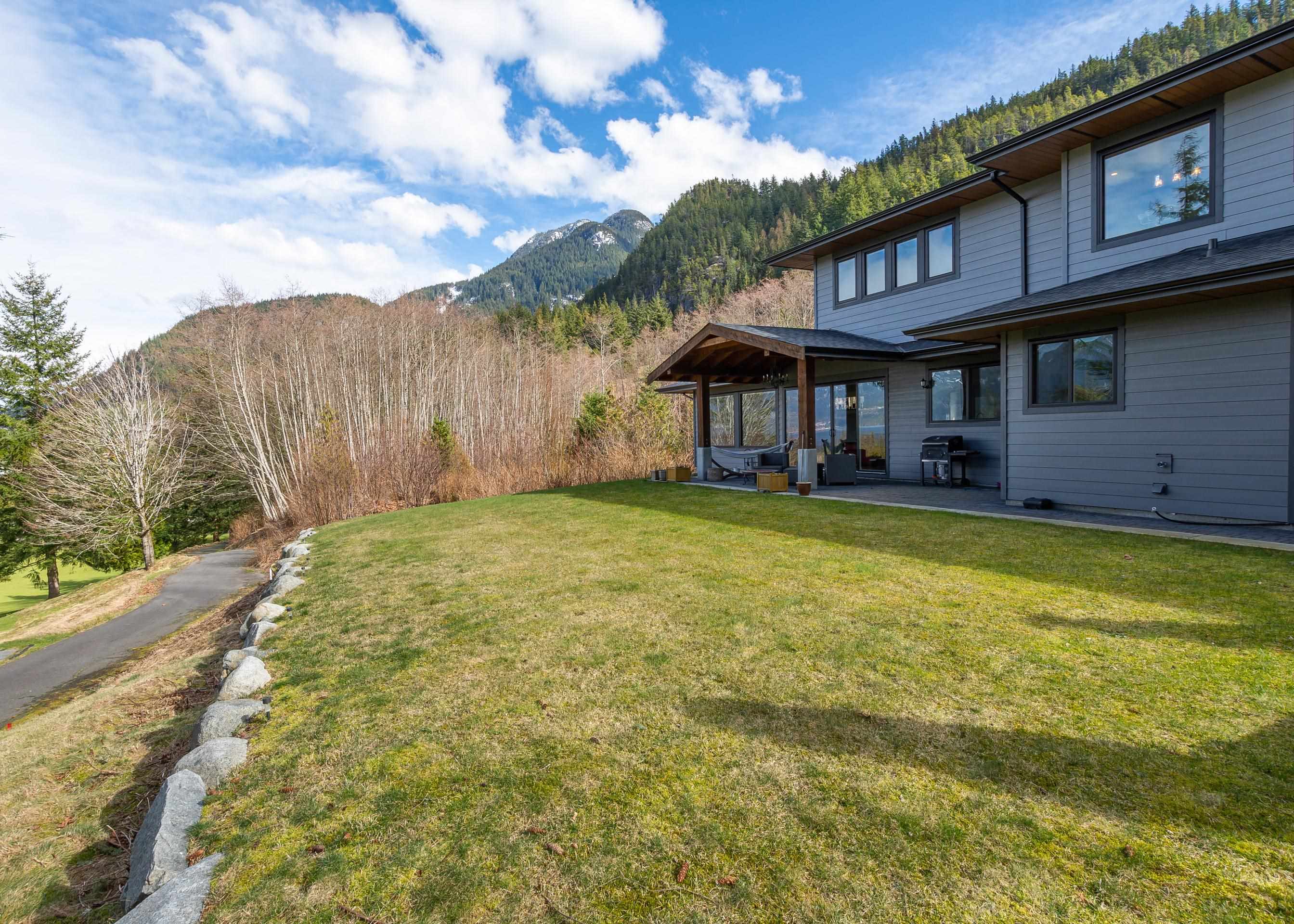 1 300 FURRY CREEK DRIVE Unit: 1