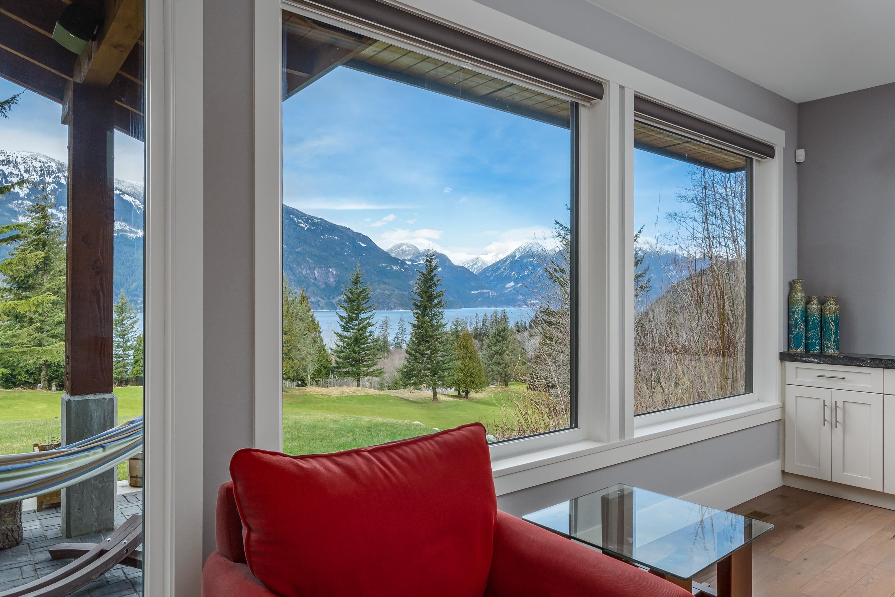 1 300 FURRY CREEK DRIVE Unit: 1