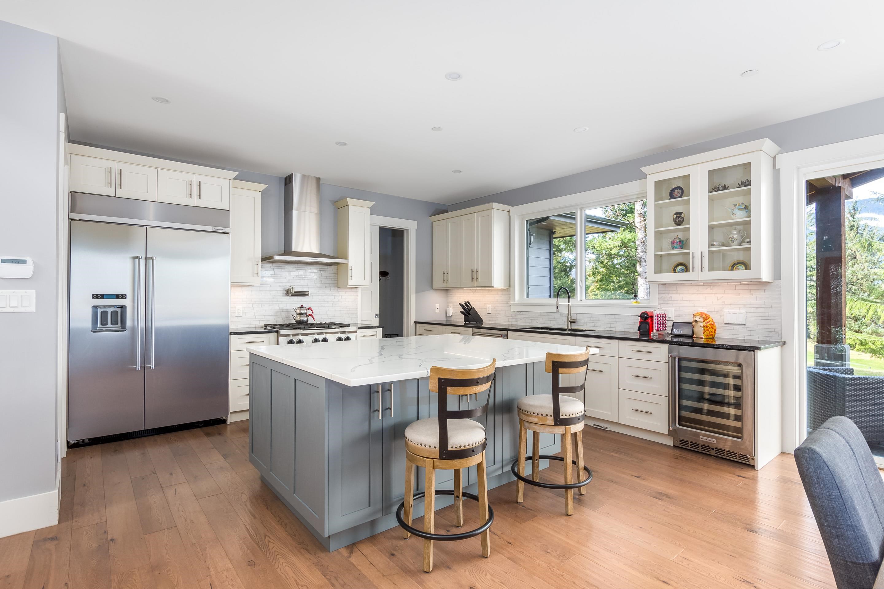 1 300 FURRY CREEK DRIVE Unit: 1