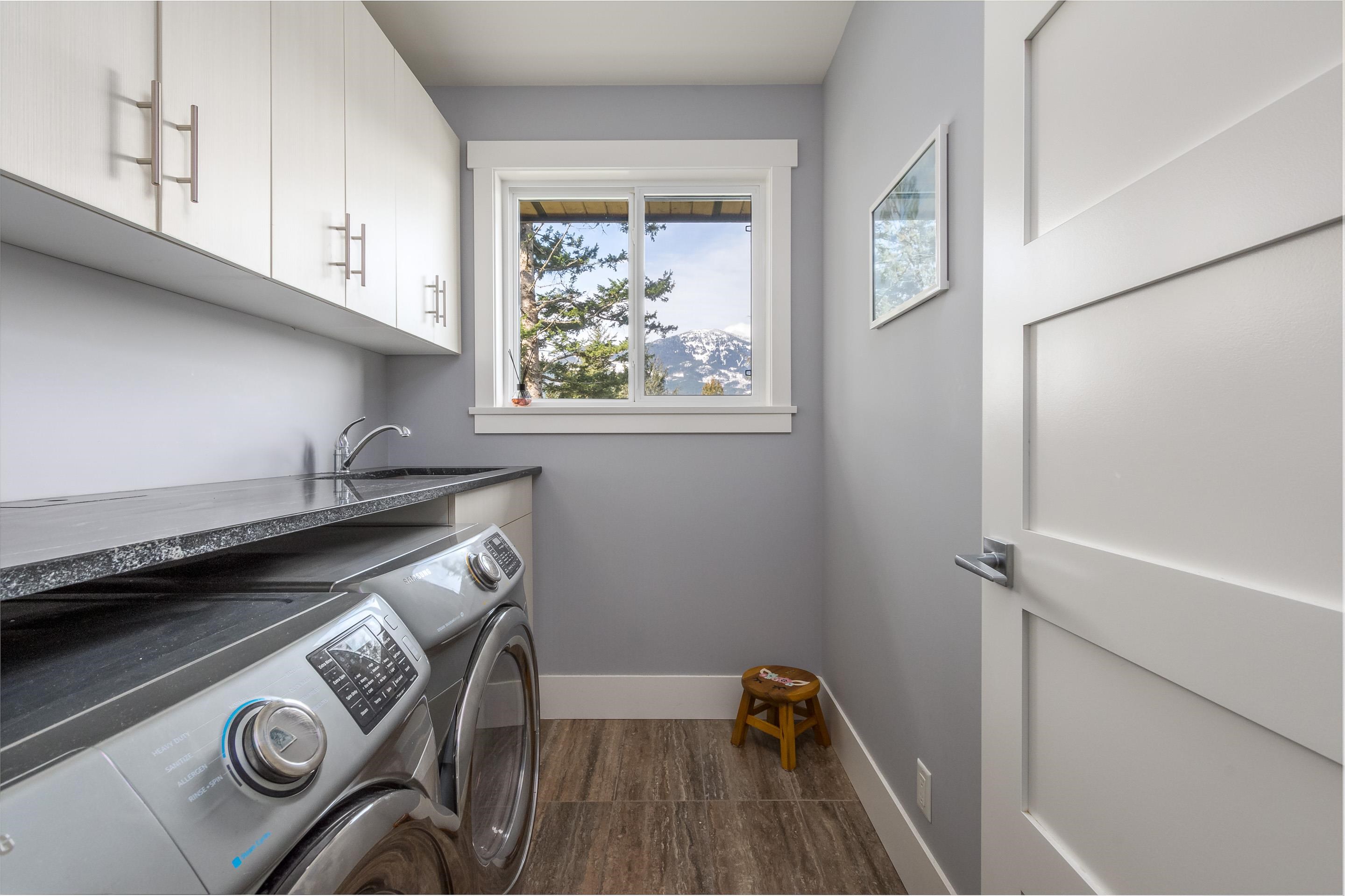 1 300 FURRY CREEK DRIVE Unit: 1