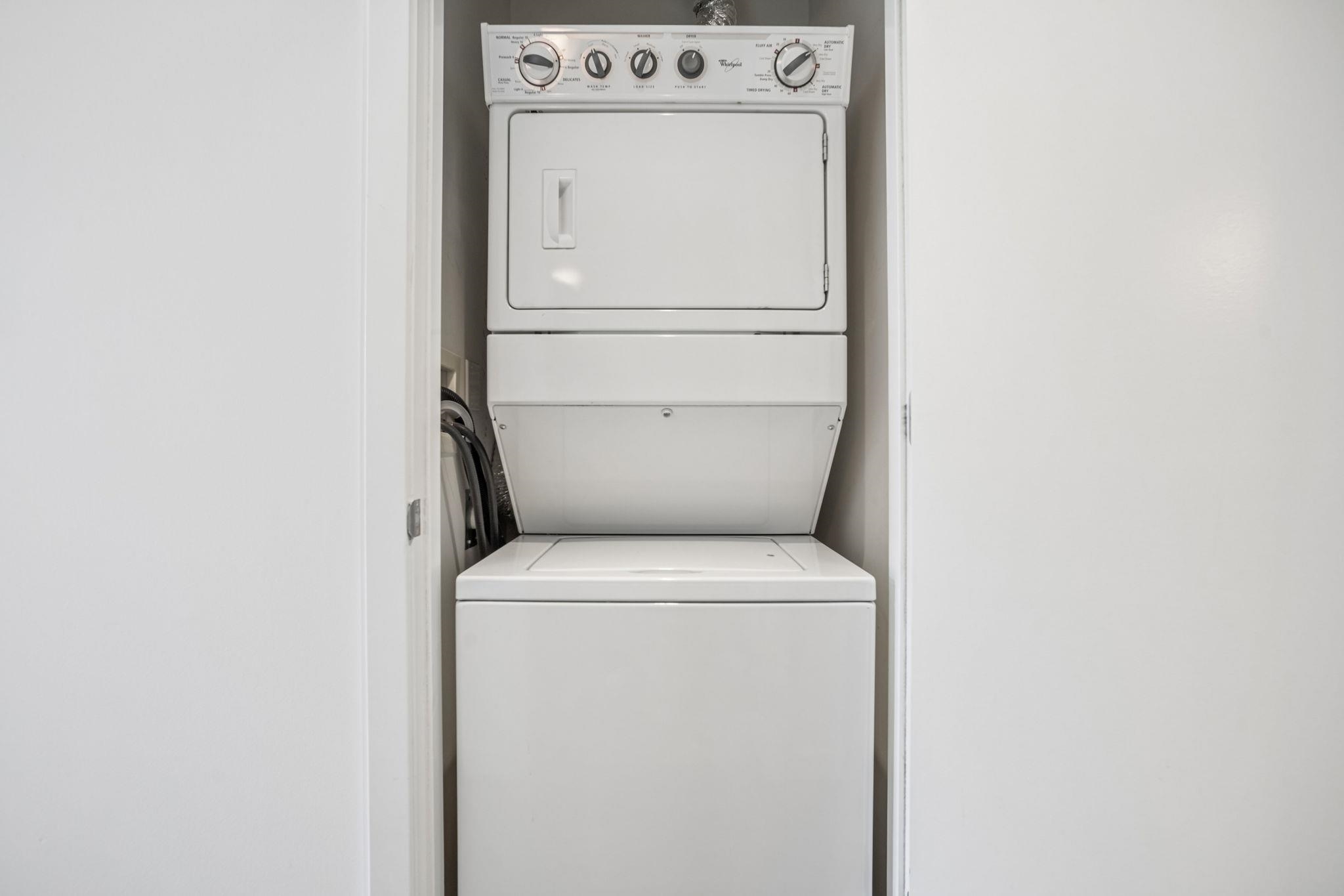 2203 788 RICHARDS STREET Unit: 2203