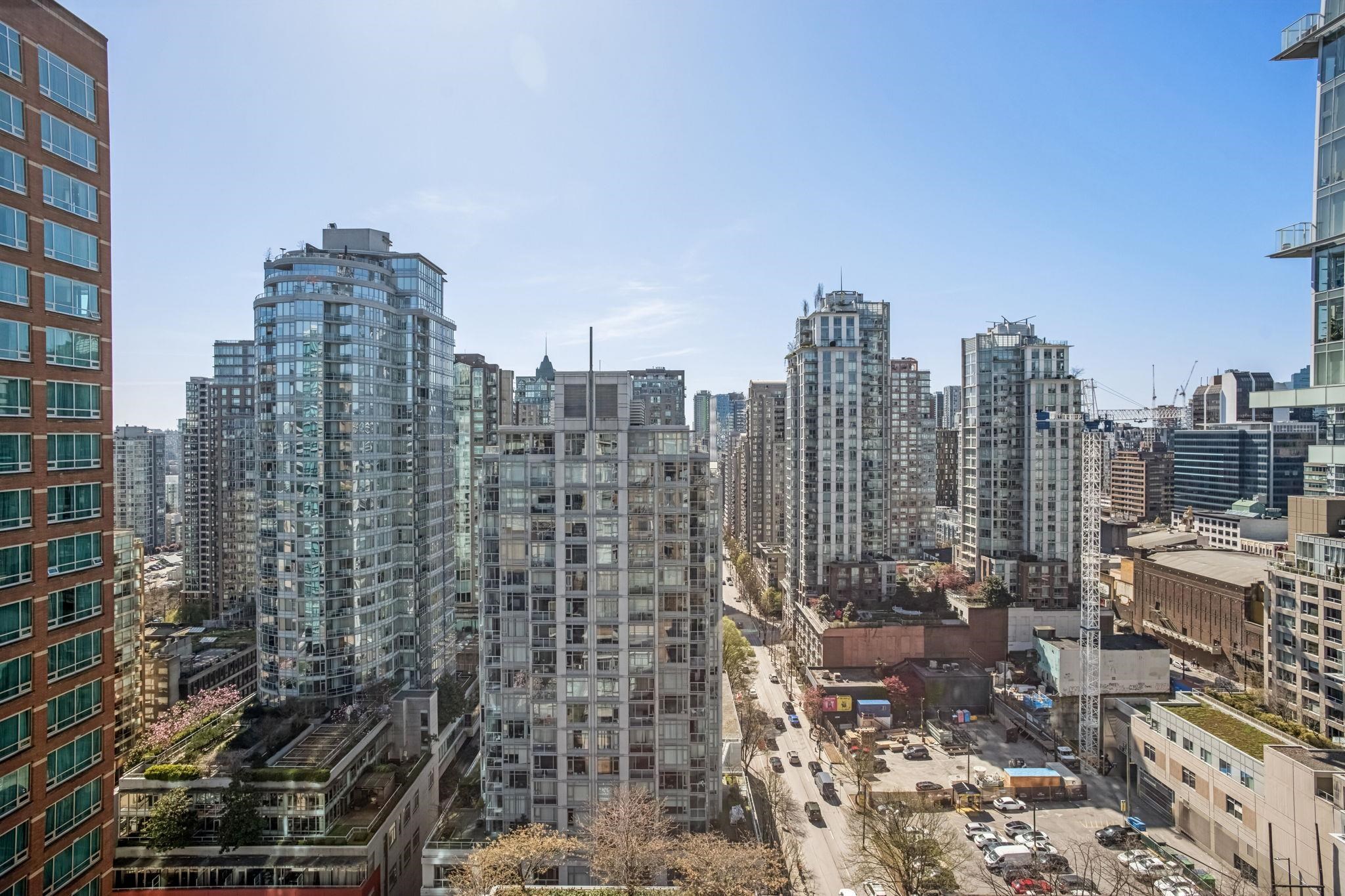 2203 788 RICHARDS STREET Unit: 2203