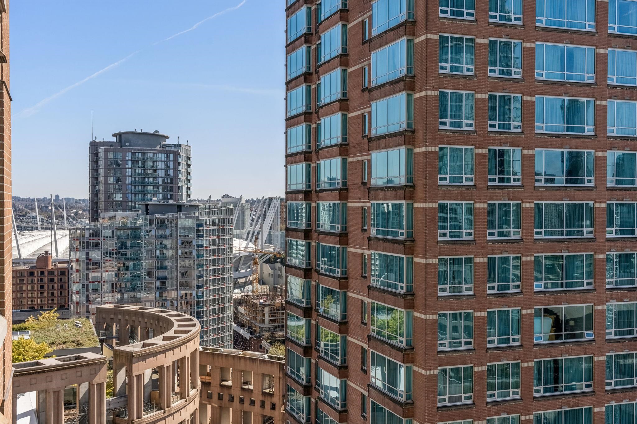 2203 788 RICHARDS STREET Unit: 2203